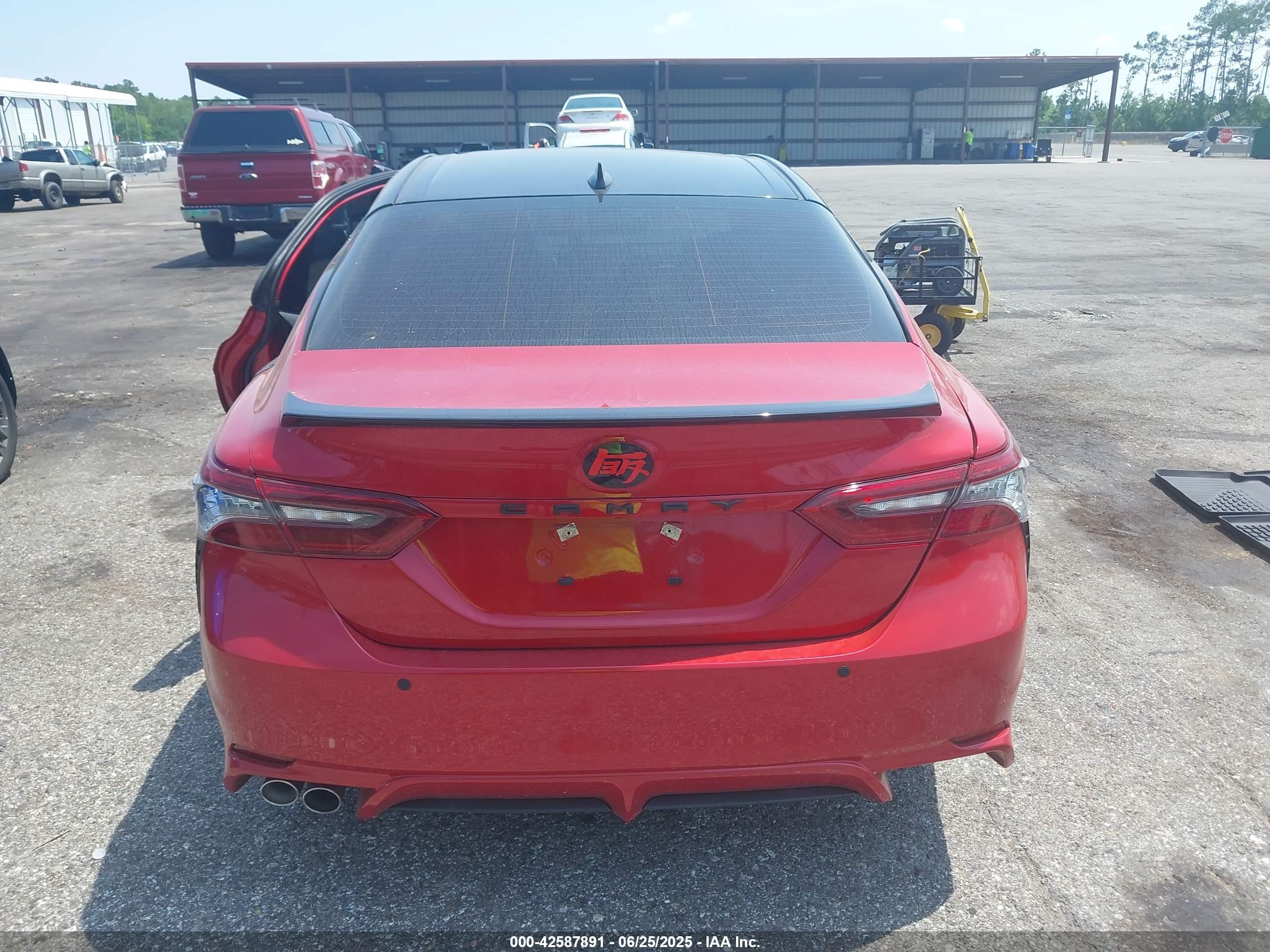 2024 Toyota Camry Hybrid Xse Red vin: 4T1K31AK8RU074323