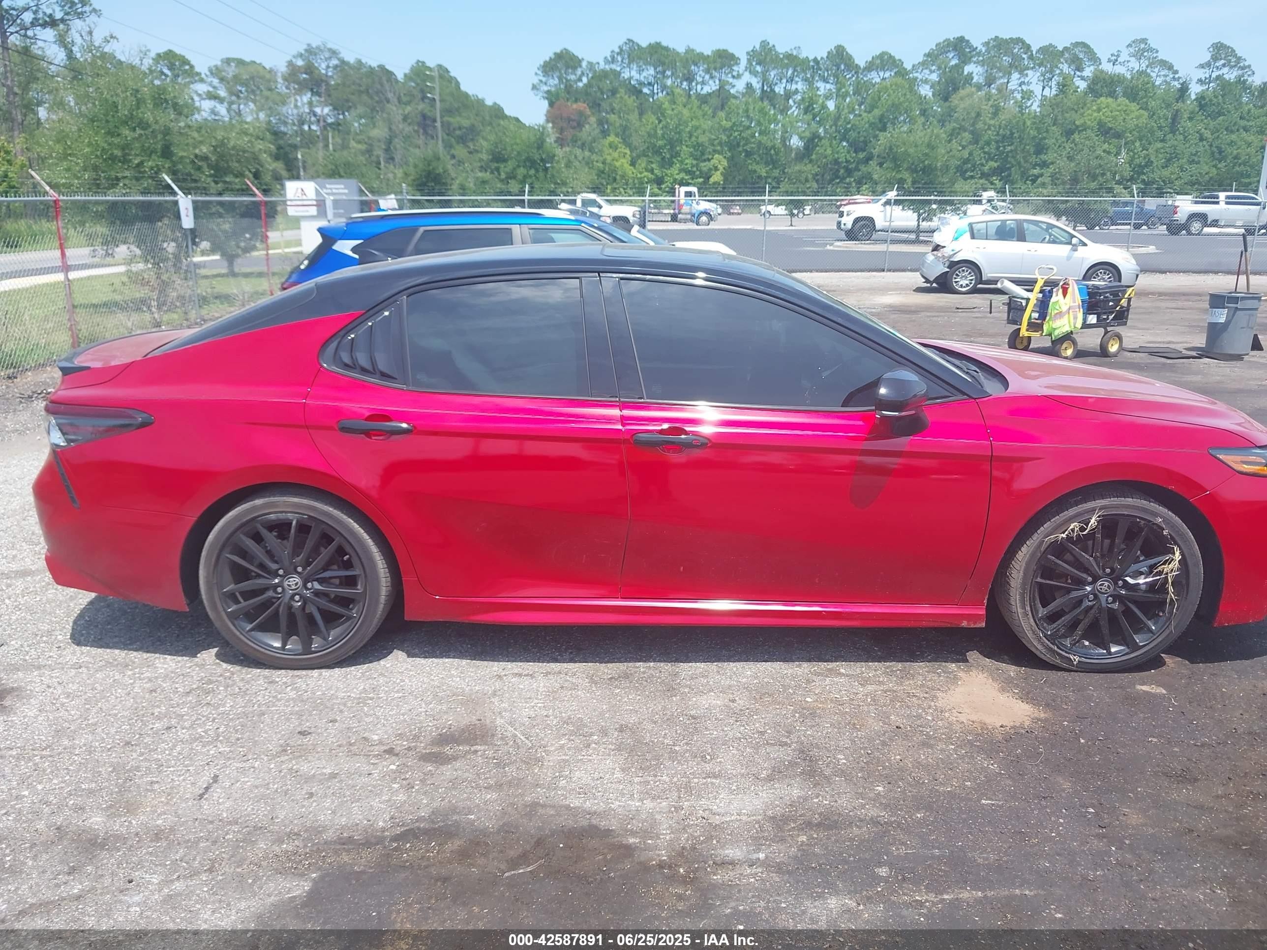 2024 Toyota Camry Hybrid Xse Red vin: 4T1K31AK8RU074323