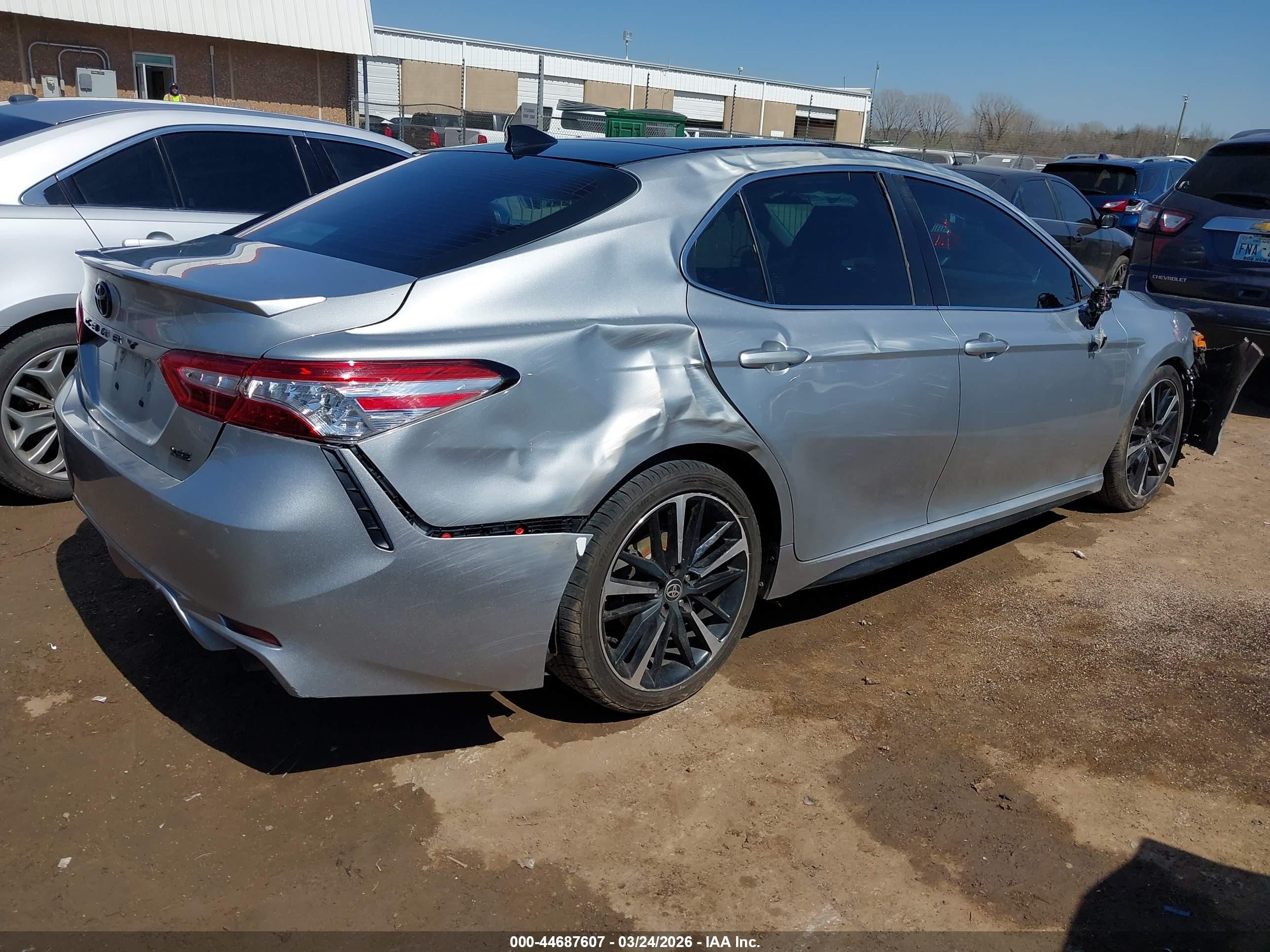 2020 Toyota Camry Xse Серебряный vin: 4T1K61AK0LU361959
