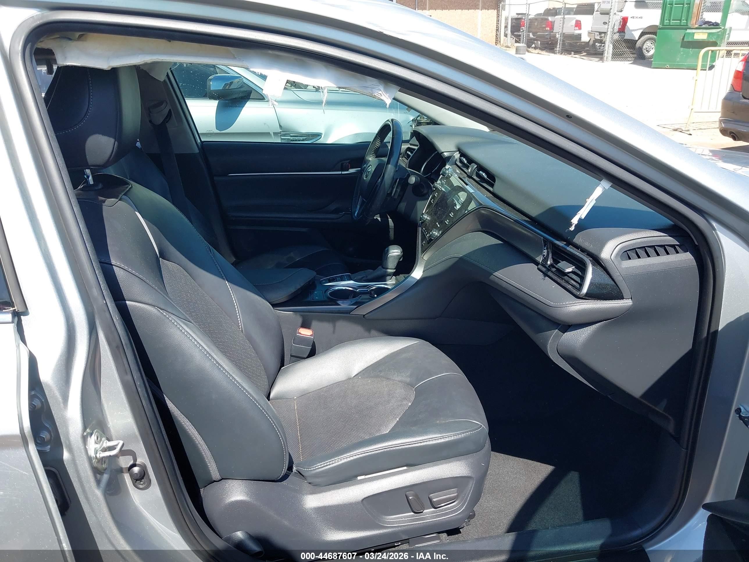 2020 Toyota Camry Xse Серебряный vin: 4T1K61AK0LU361959