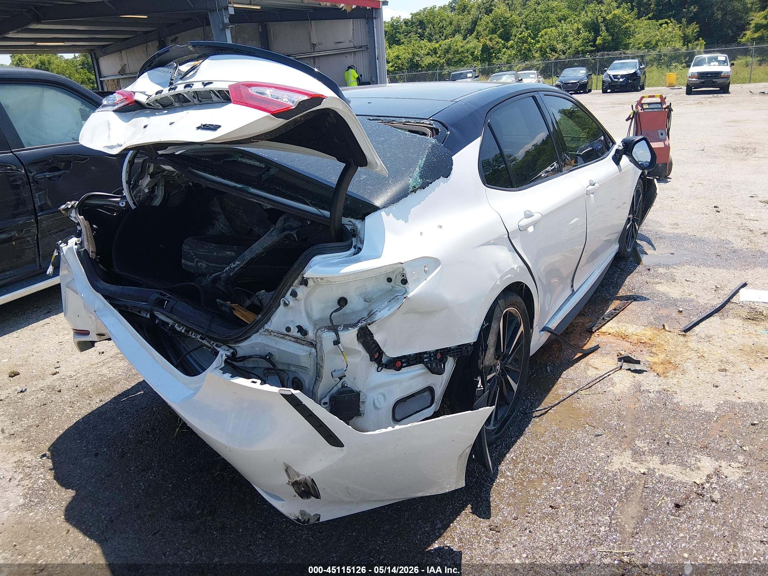 2020 Toyota Camry Xse Белый vin: 4T1K61AK7LU332989