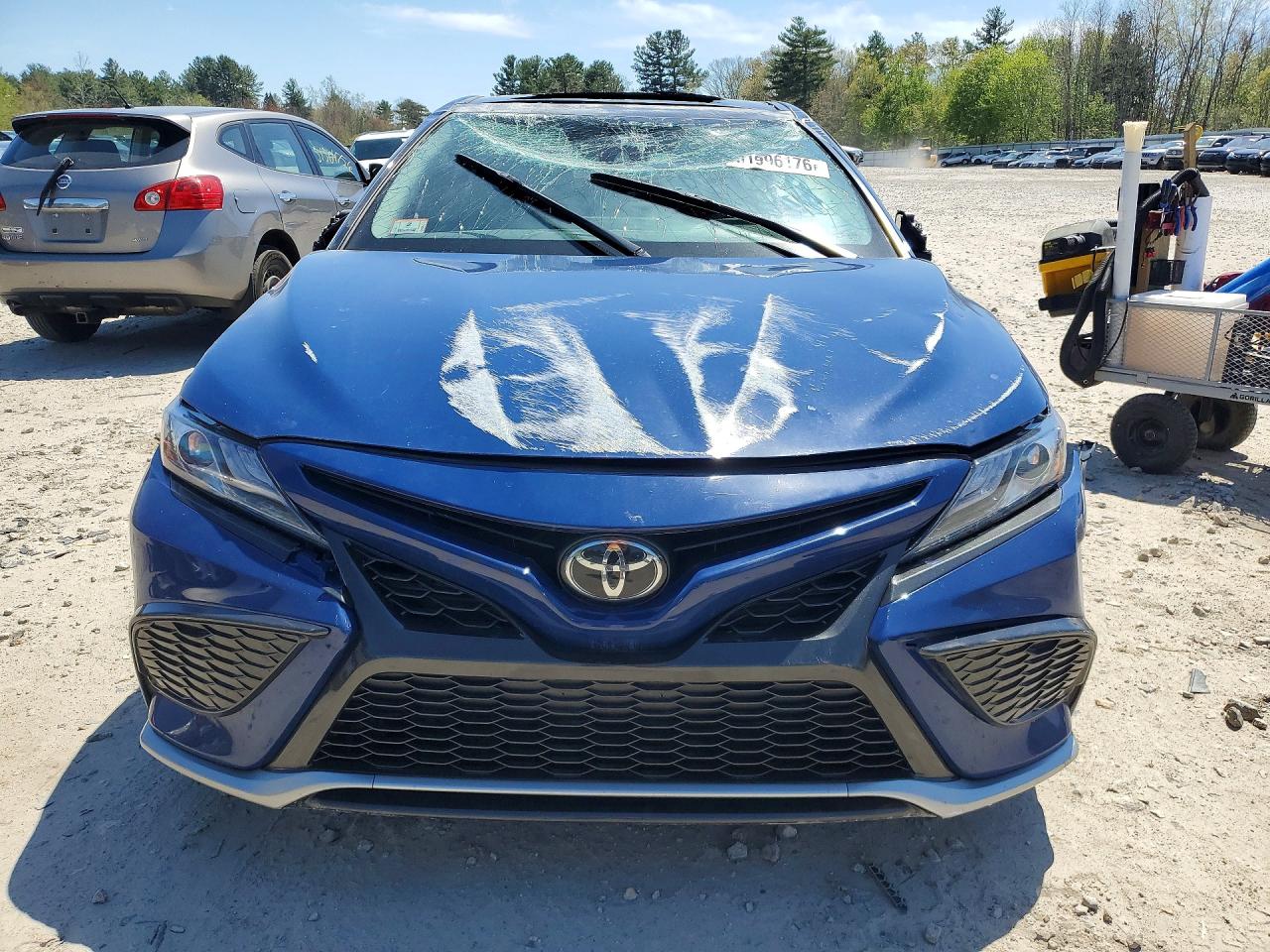 2024 Toyota Camry Xse Blue vin: 4T1K61BK2RU119522
