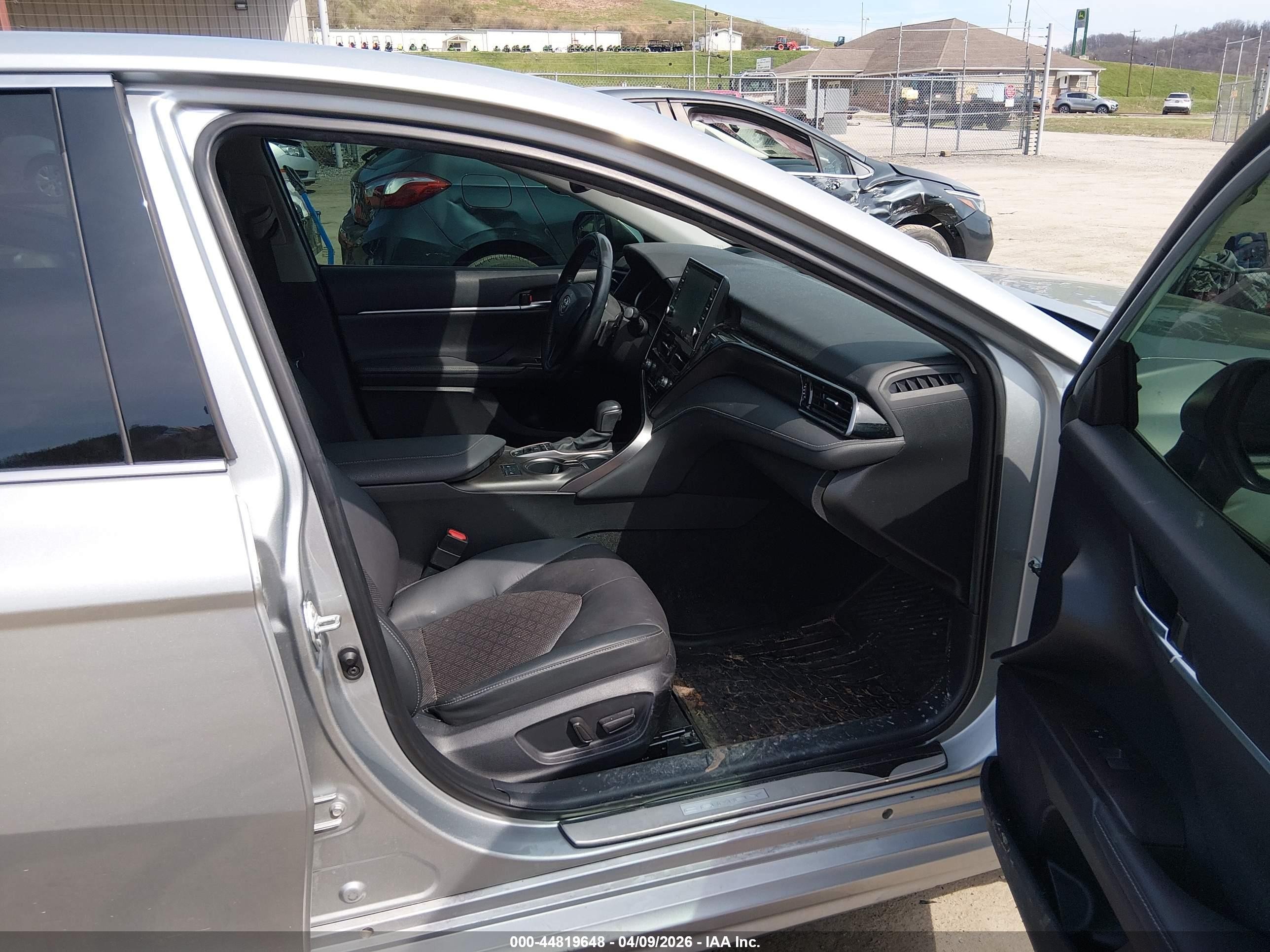 2022 Toyota Camry Xse Awd Серебряный vin: 4T1K61BK6NU069878