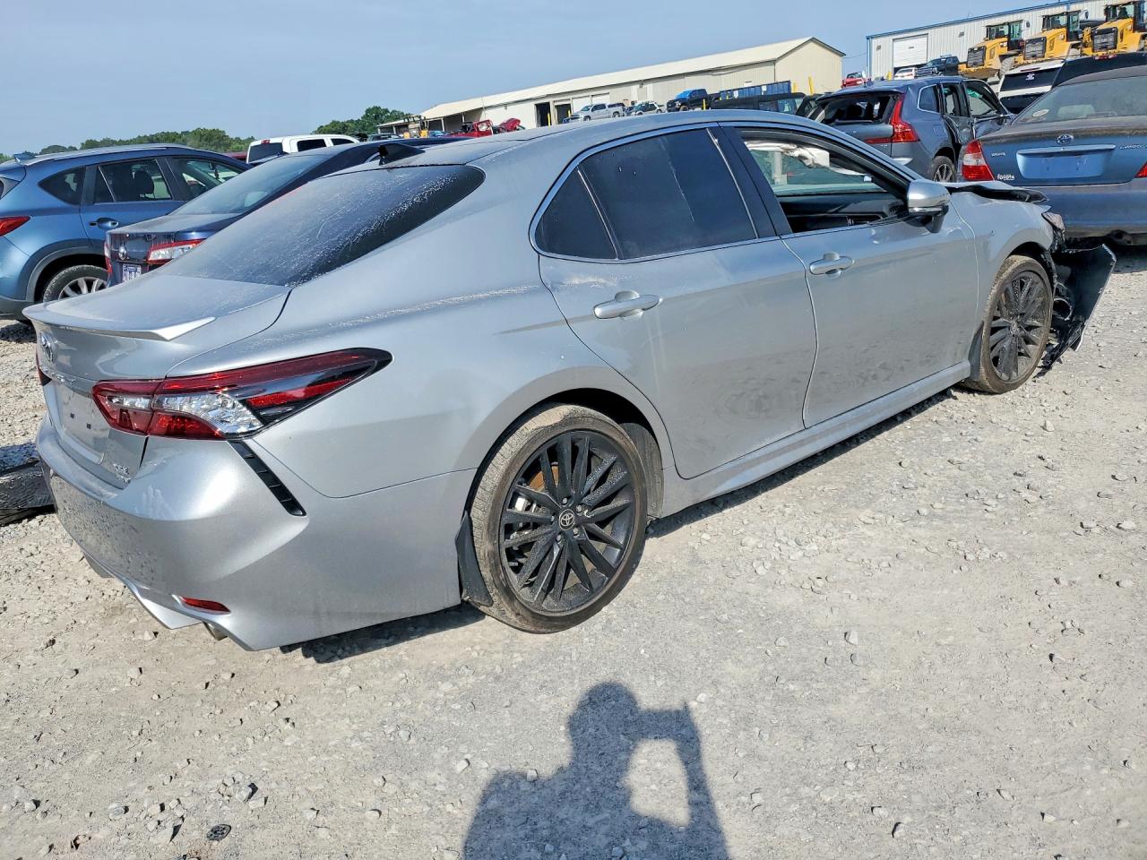 2024 Toyota Camry Xse Silver vin: 4T1K61BK7RU117555