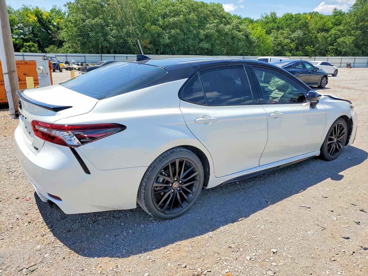 2022 Toyota Camry Xse V6 Белый vin: 4T1KZ1AK1NU064256
