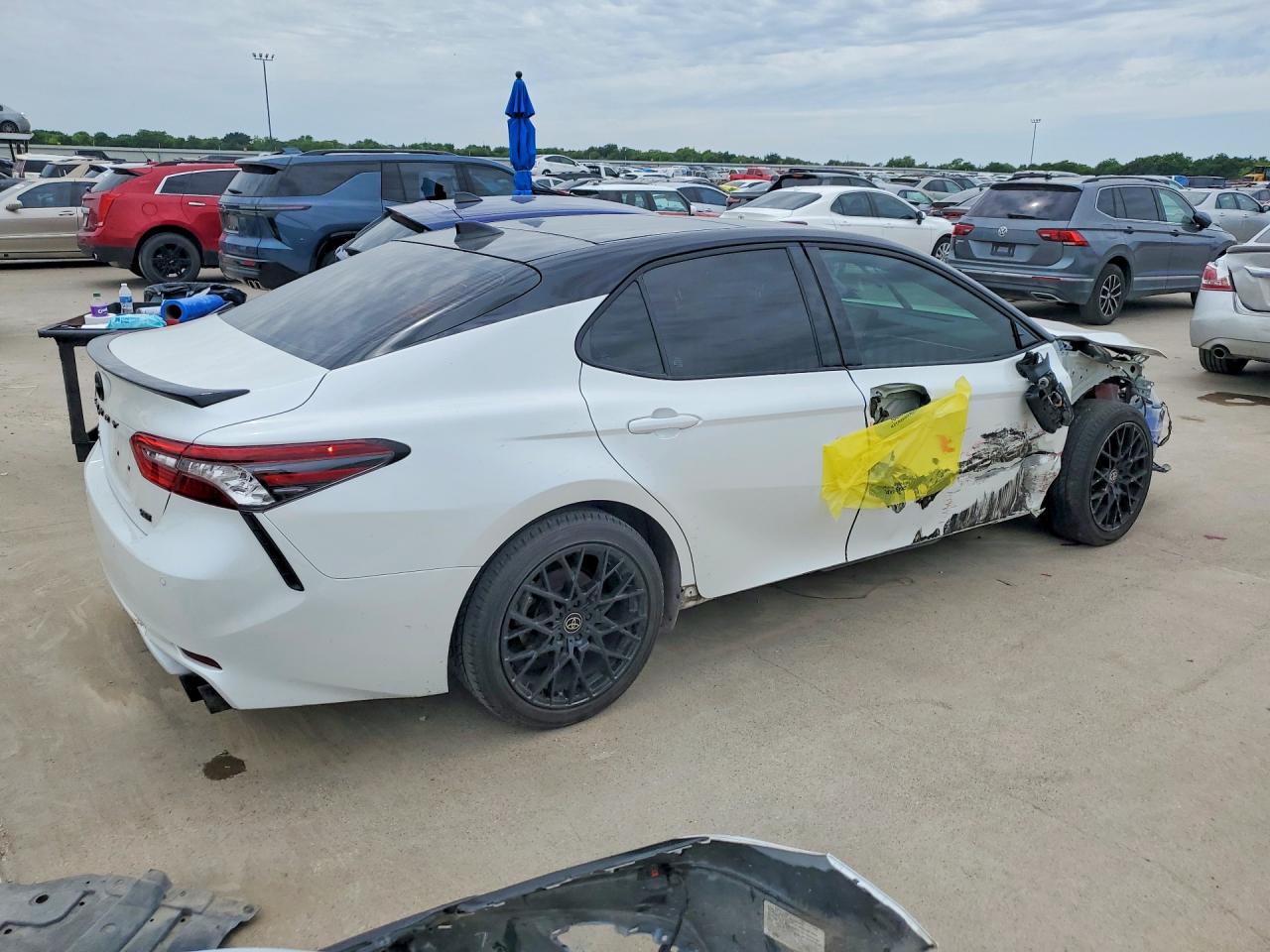 2021 Toyota Camry Xse V6 White vin: 4T1KZ1AK2MU054236