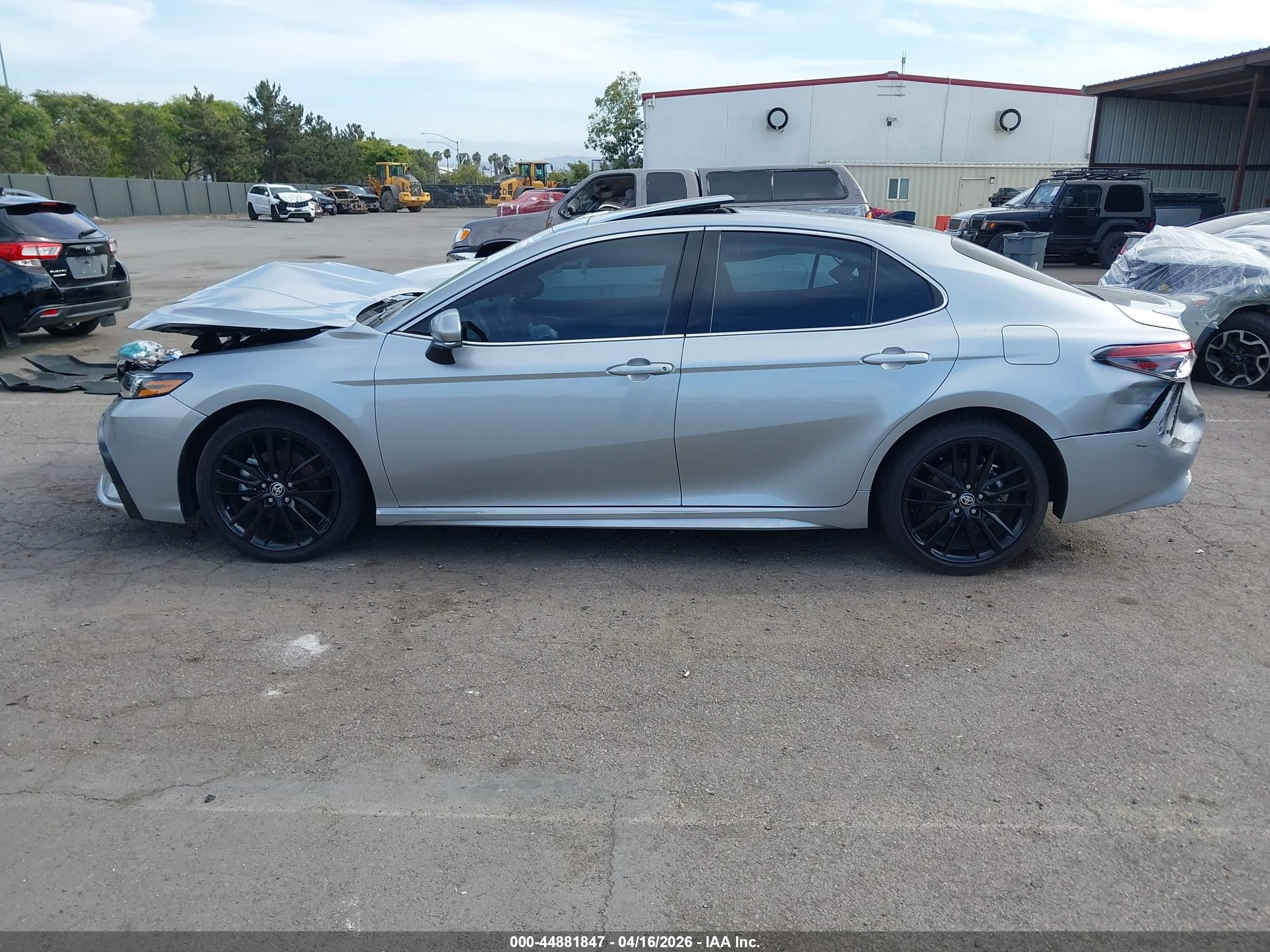 2024 Toyota Camry Xse V6 Серый vin: 4T1KZ1AK7RU088891