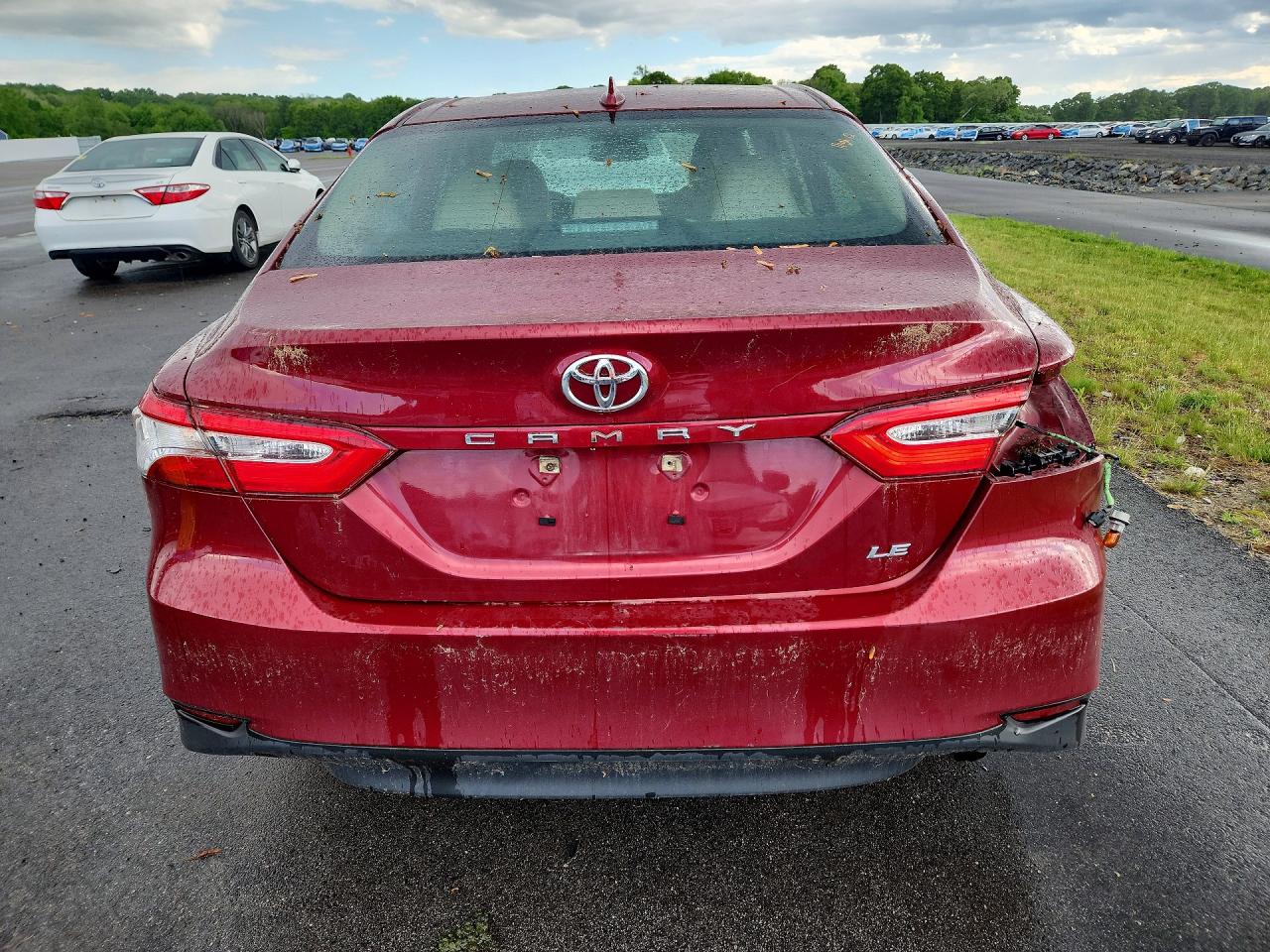 2020 Toyota Camry Le Темно-бордовый vin: 4T1L11AK7LU308243