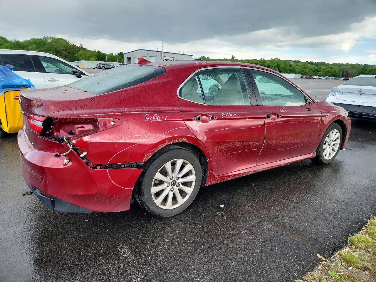 2020 Toyota Camry Le Темно-бордовый vin: 4T1L11AK7LU308243