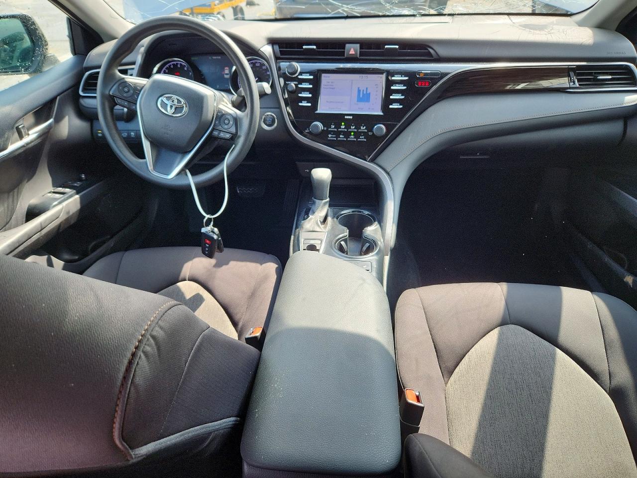 2020 Toyota Camry Le Серебряный vin: 4T1L11BK3LU013946