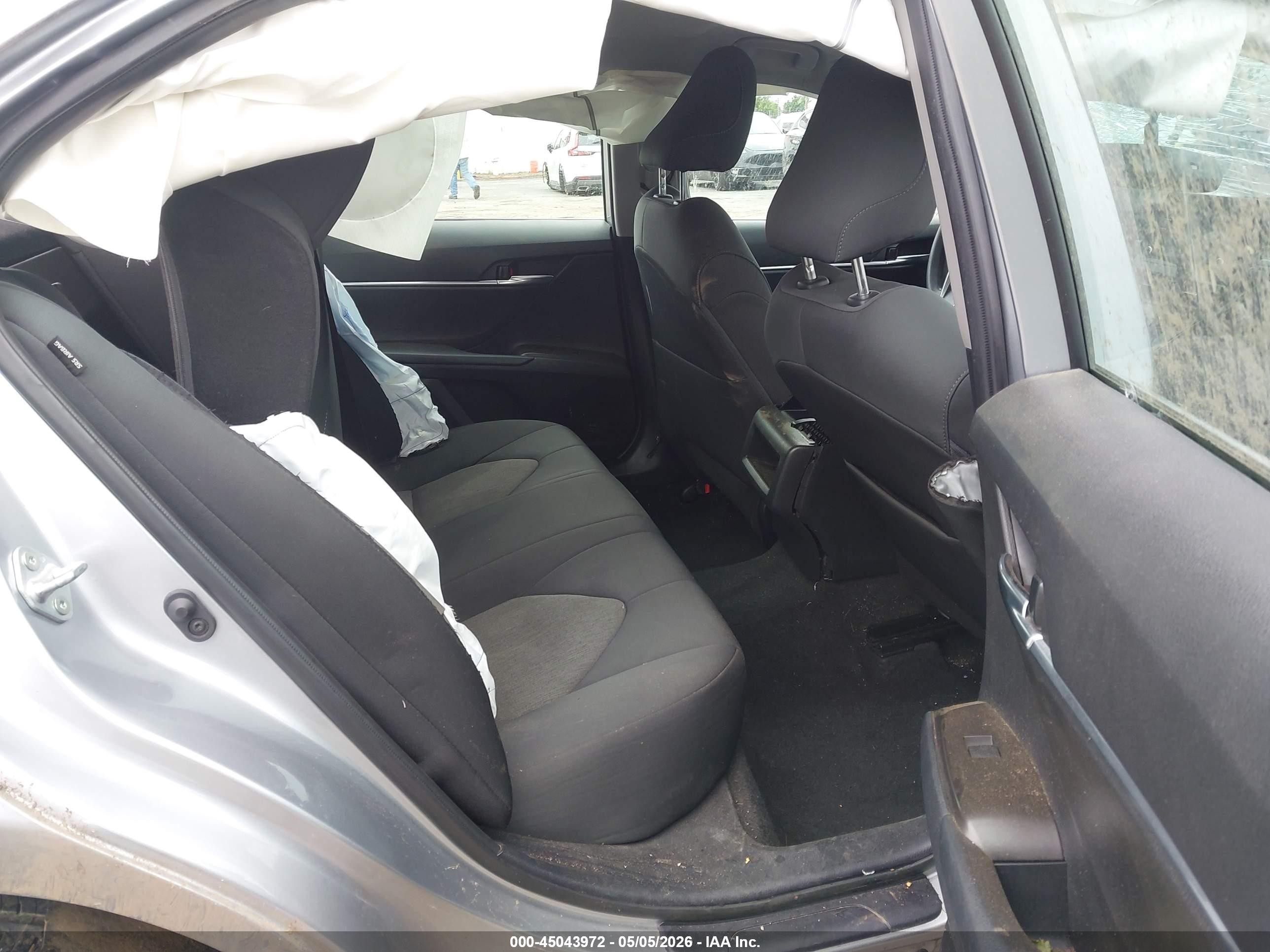 2023 Toyota Camry Le Серебряный vin: 4T1R11AK0PU740124