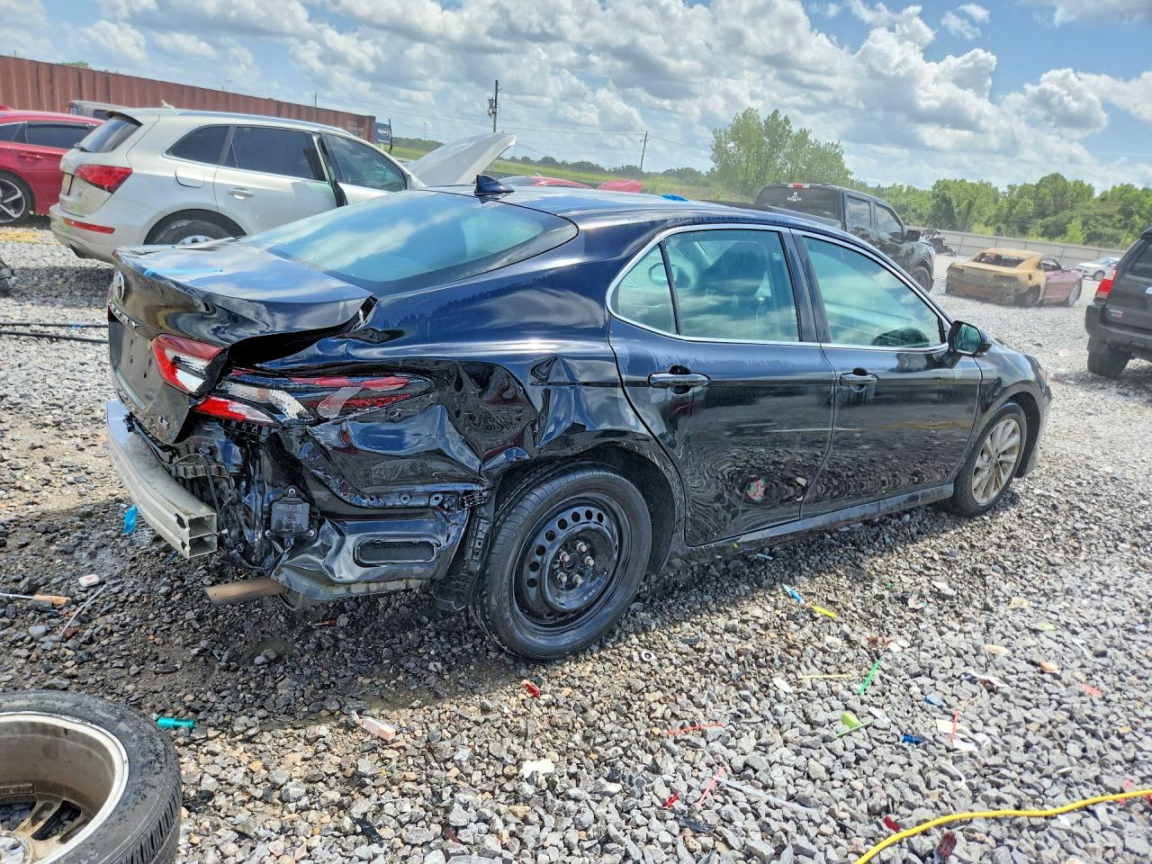 2024 Toyota Camry Le Black vin: 4T1R11AK1RU910509