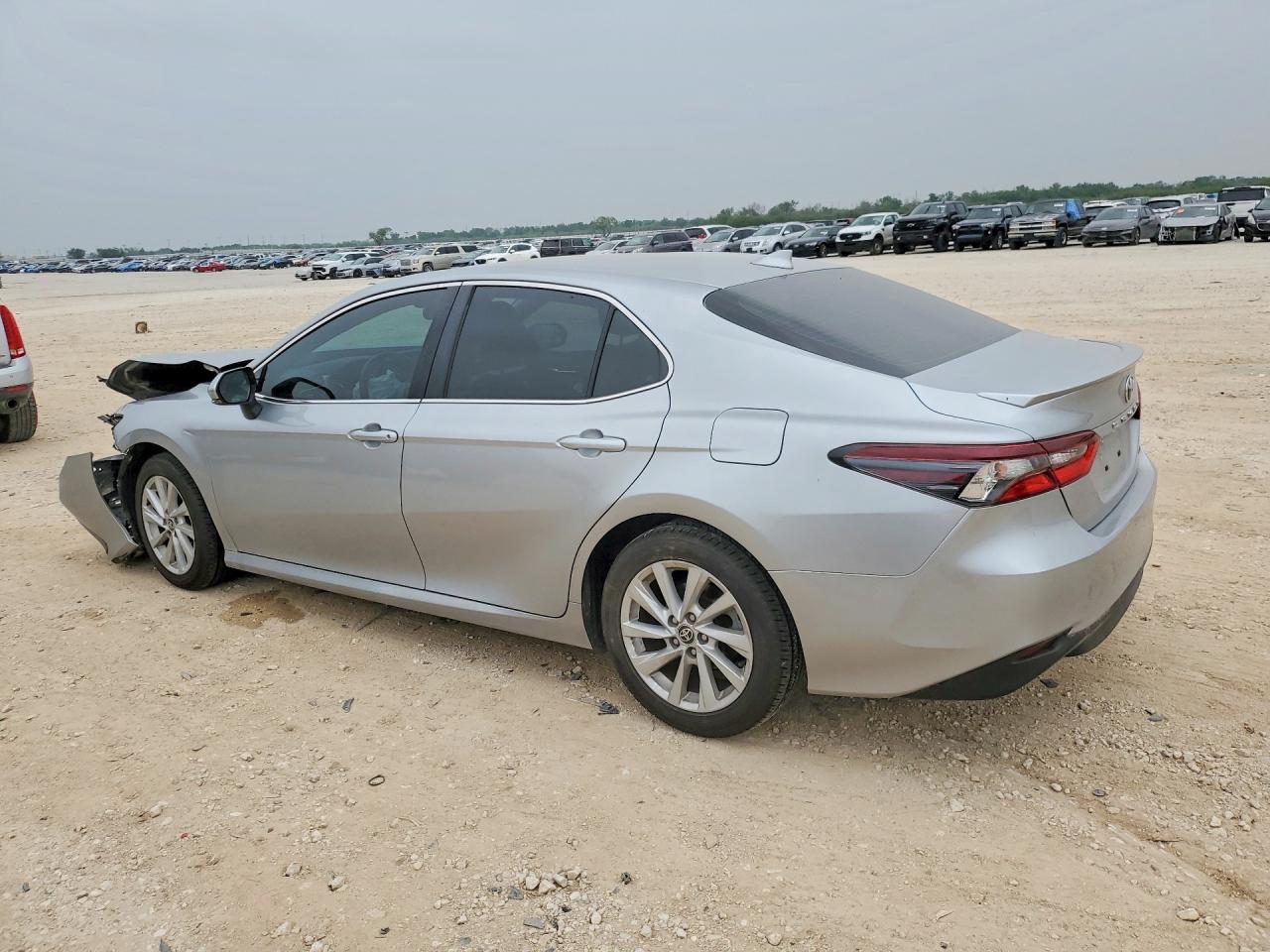 2023 Toyota Camry Le Silver vin: 4T1R11AK3PU804415