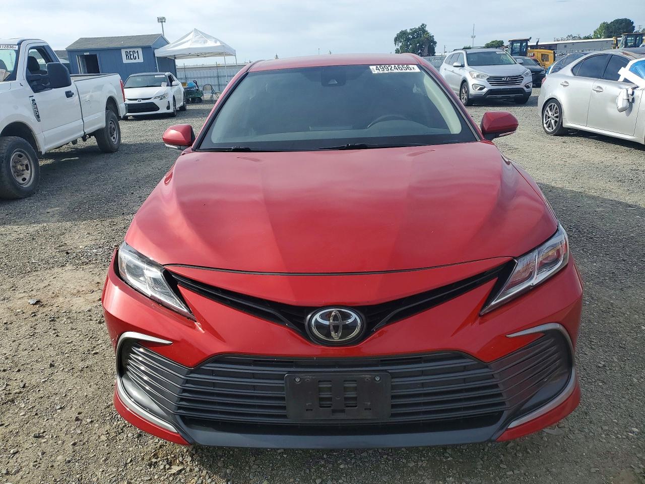 2023 Toyota Camry Le Красный vin: 4T1R11AKXPU082215