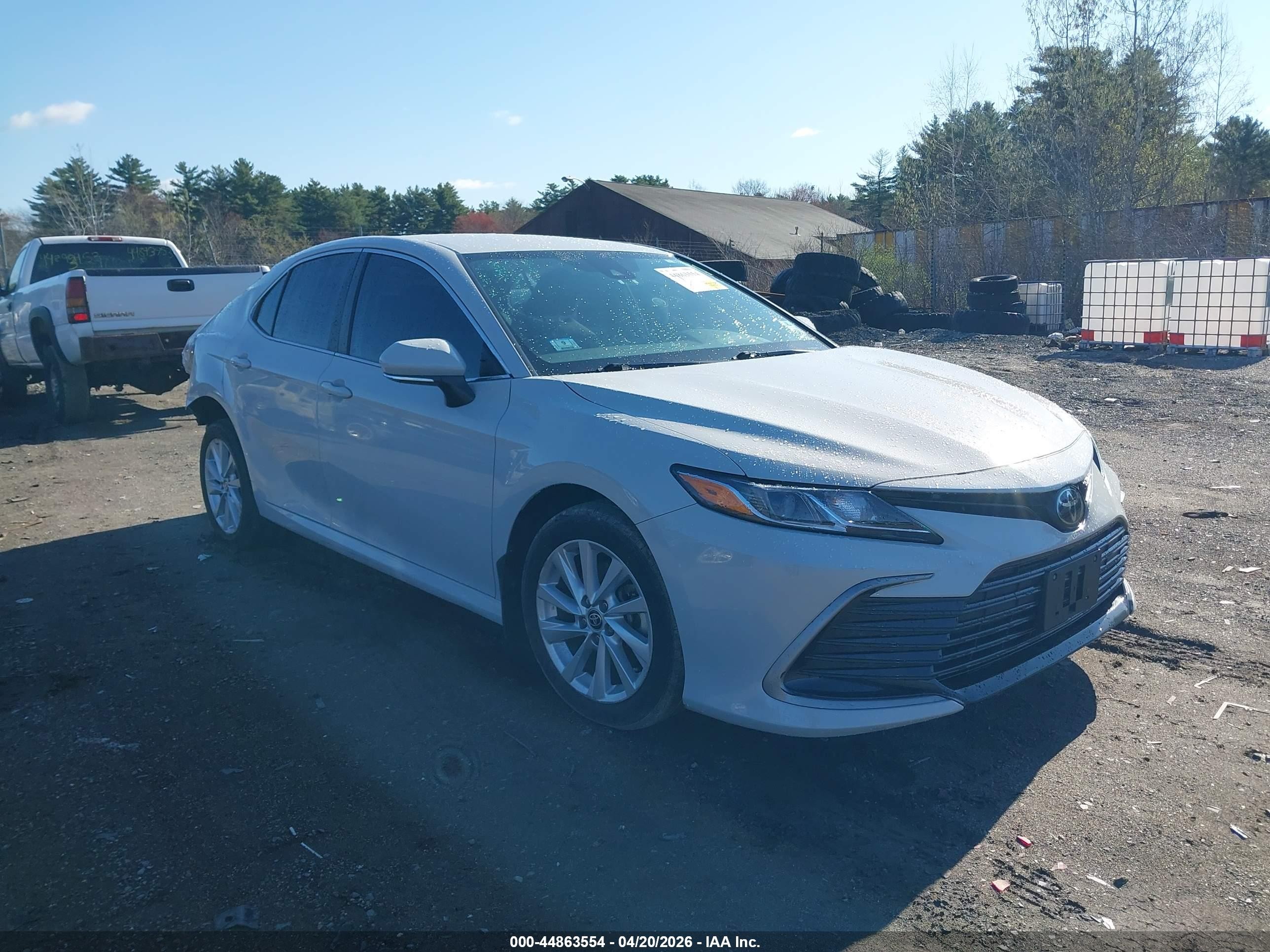 2023 Toyota Camry Le White vin: 4T1R11BK1PU080576