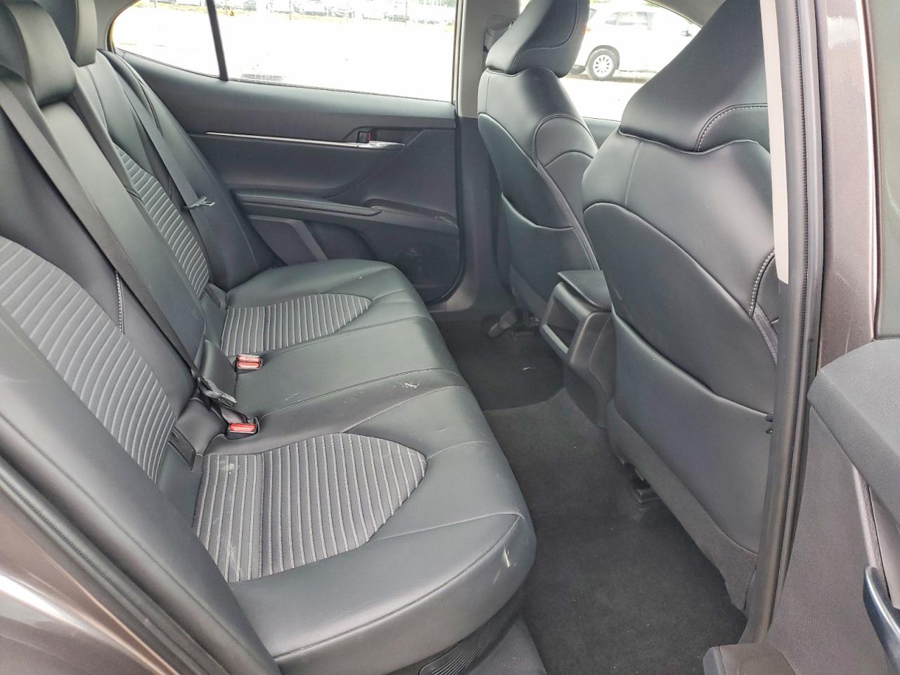 2022 Toyota Camry Hybrid Se Серебряный vin: 4T1S31AK0NU584868