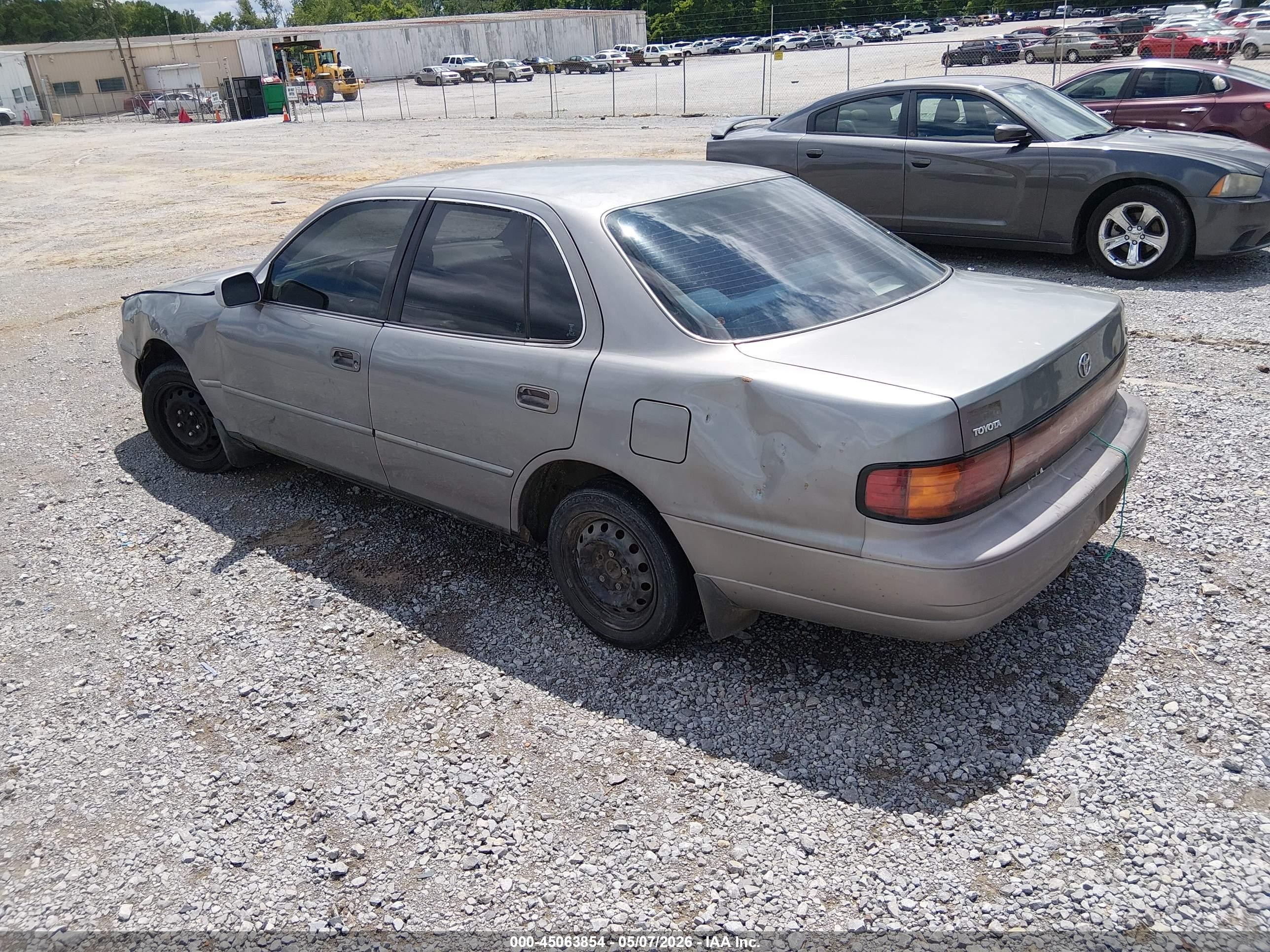 1993 Toyota Camry Le Gray vin: 4T1SK12E2PU271044