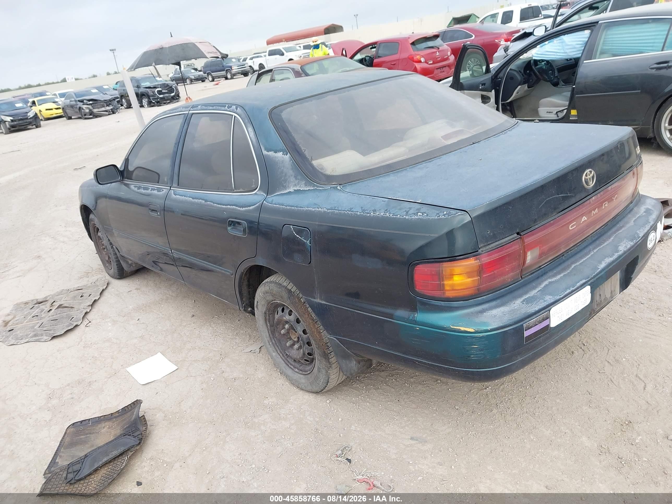 1993 Toyota Camry Le Green vin: 4T1SK12E3PU314046