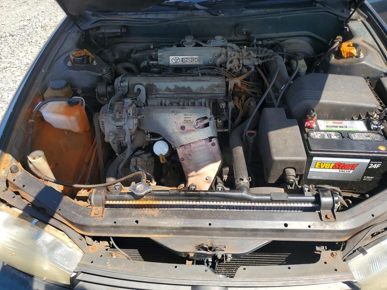 1994 Toyota Camry Le Green vin: 4T1SK12E5RU417780