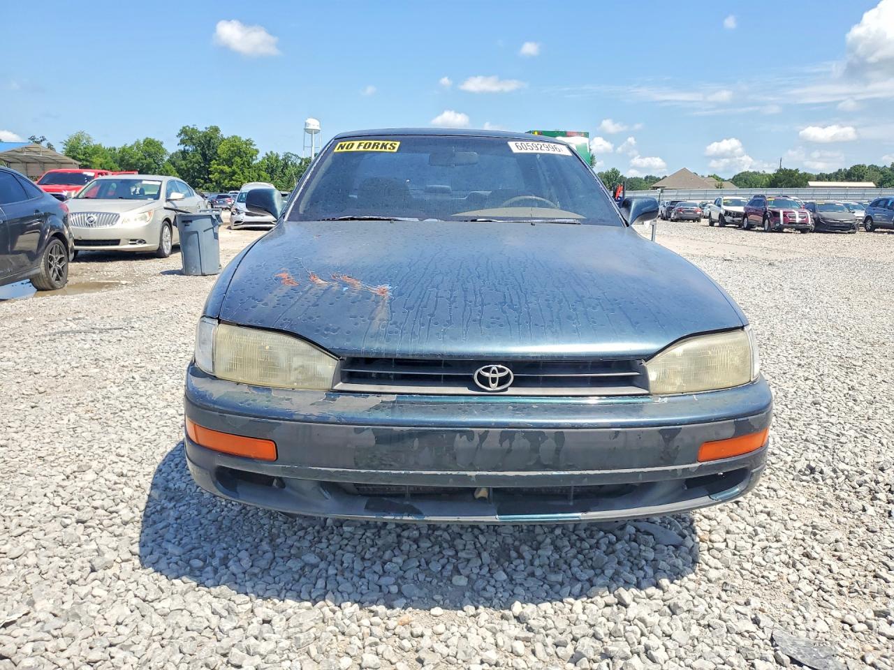 1994 Toyota Camry Le Green vin: 4T1SK12E5RU417780