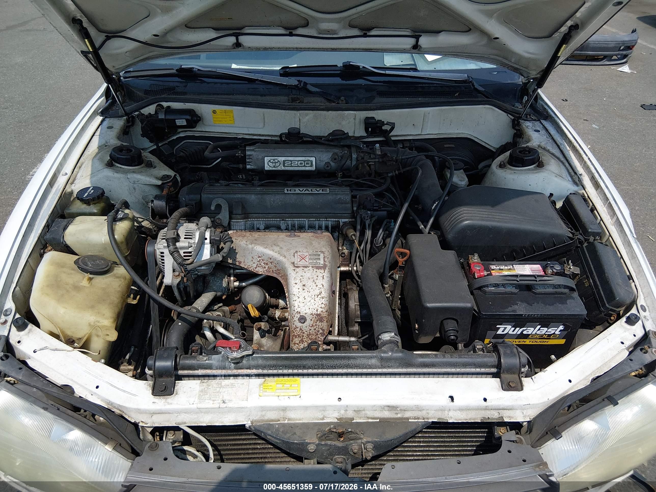 1992 Toyota Camry Le White vin: 4T1SK12E6NU024591