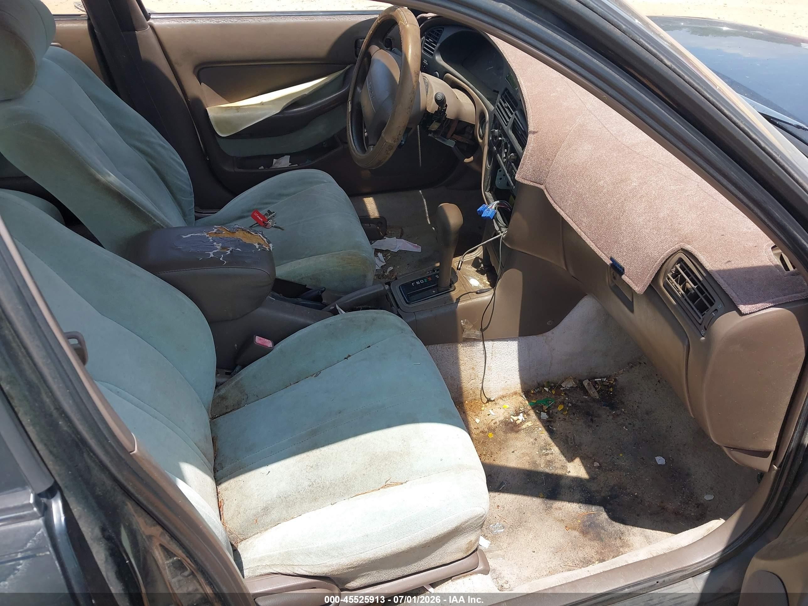 1993 Toyota Camry Le Black vin: 4T1SK12E7PU280516