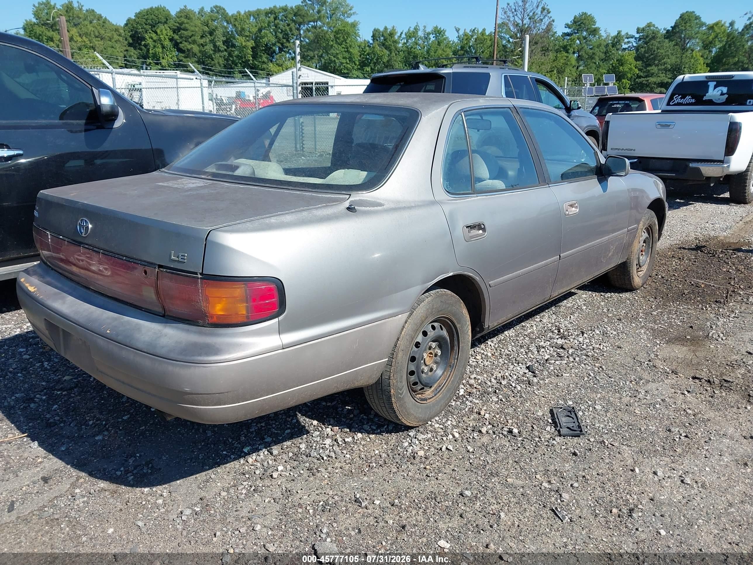 1994 Toyota Camry Le Gray vin: 4T1SK12EXRU473357