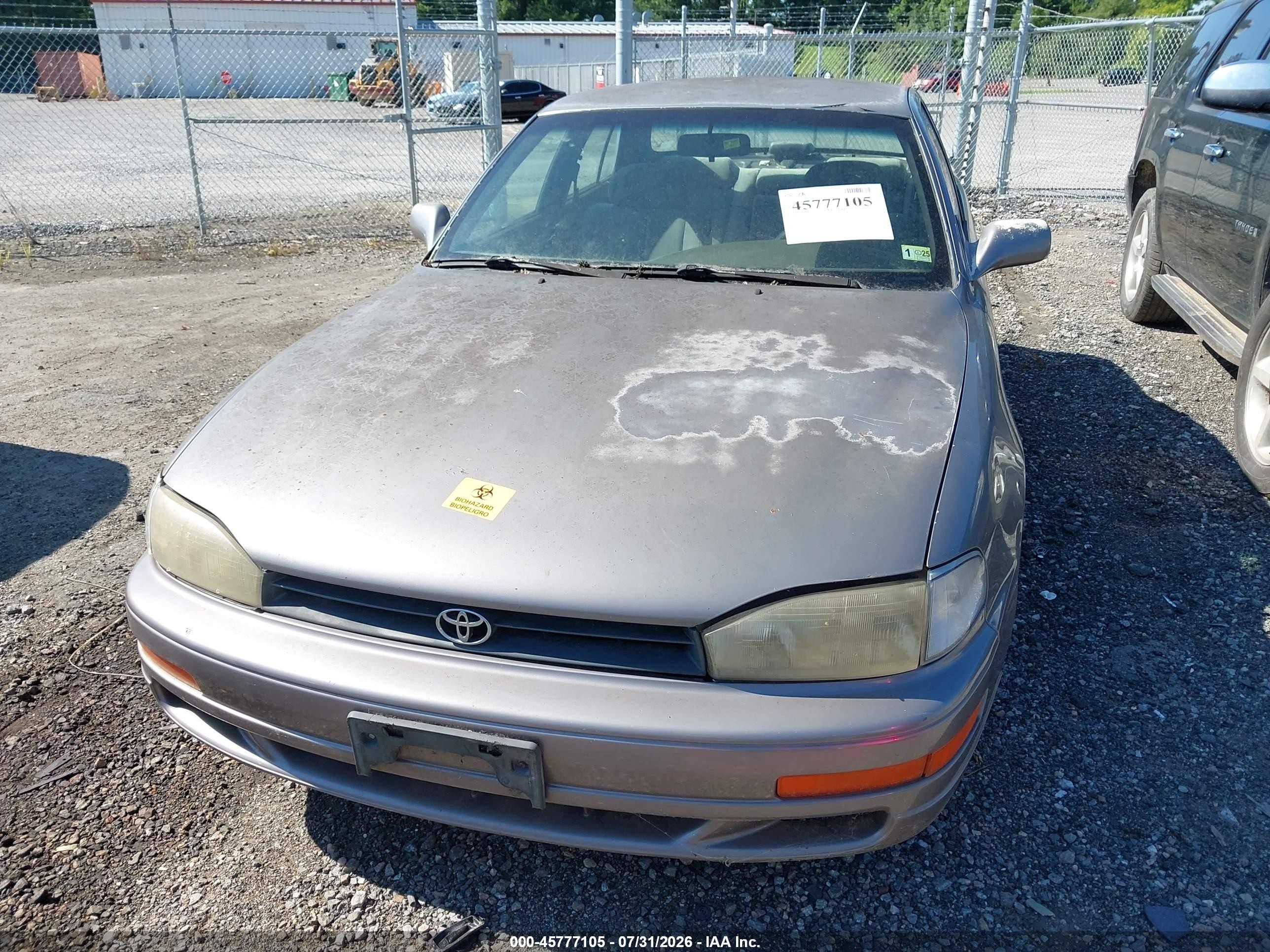 1994 Toyota Camry Le Gray vin: 4T1SK12EXRU473357