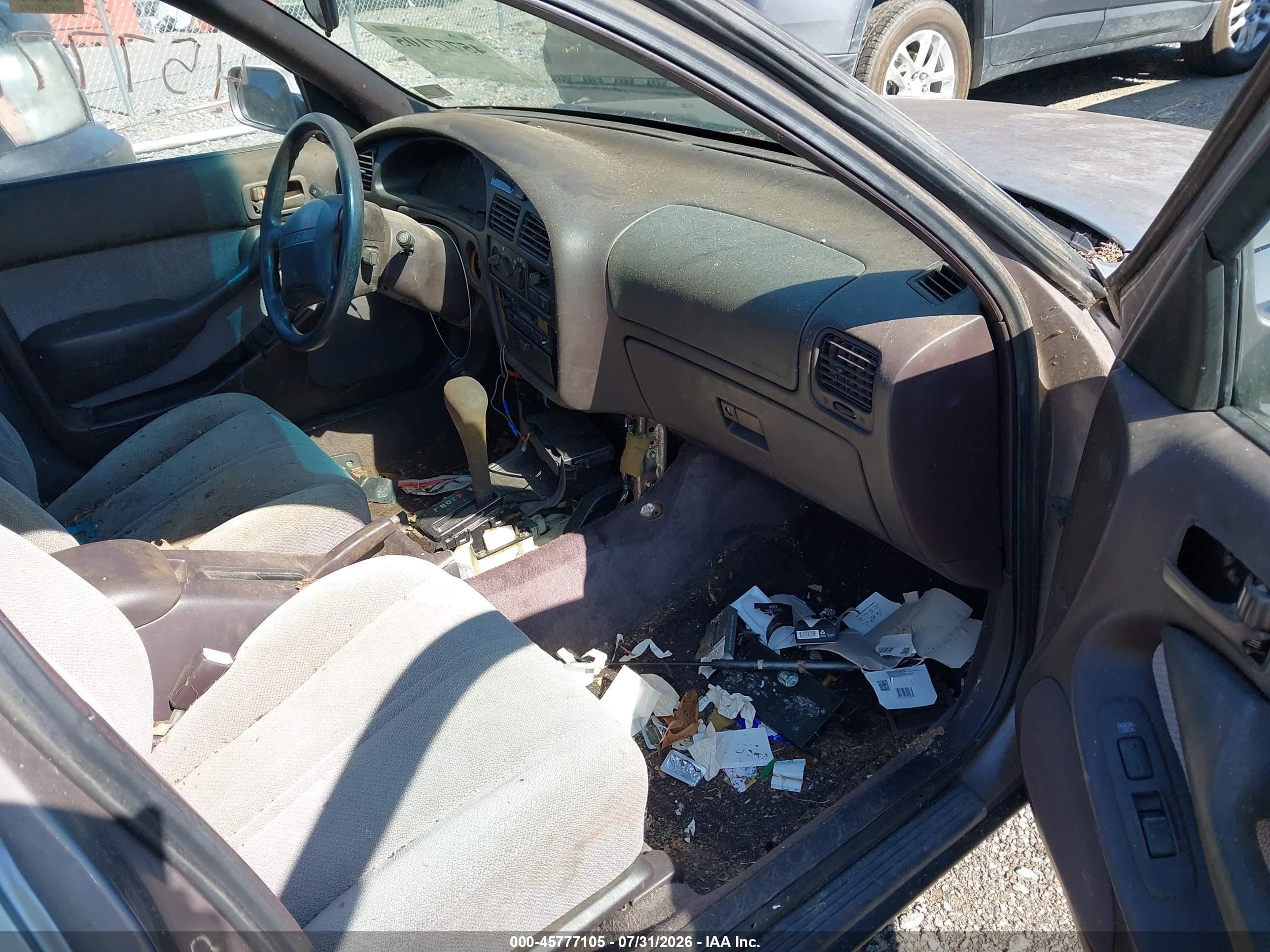 1994 Toyota Camry Le Gray vin: 4T1SK12EXRU473357