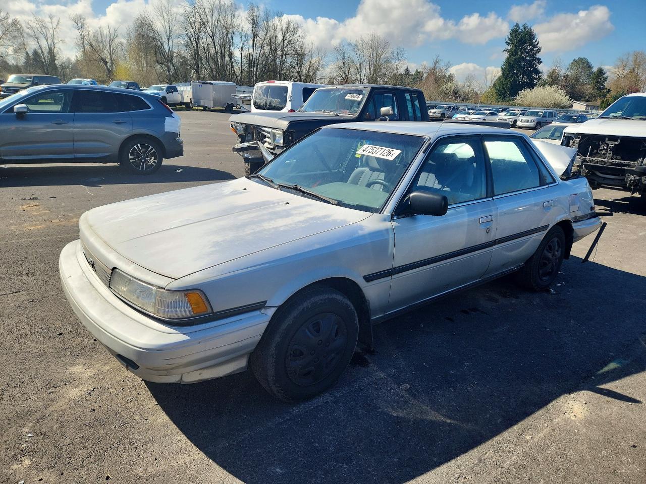1991 Toyota Camry Deluxe Silver vin: 4T1SV21E0MU406533