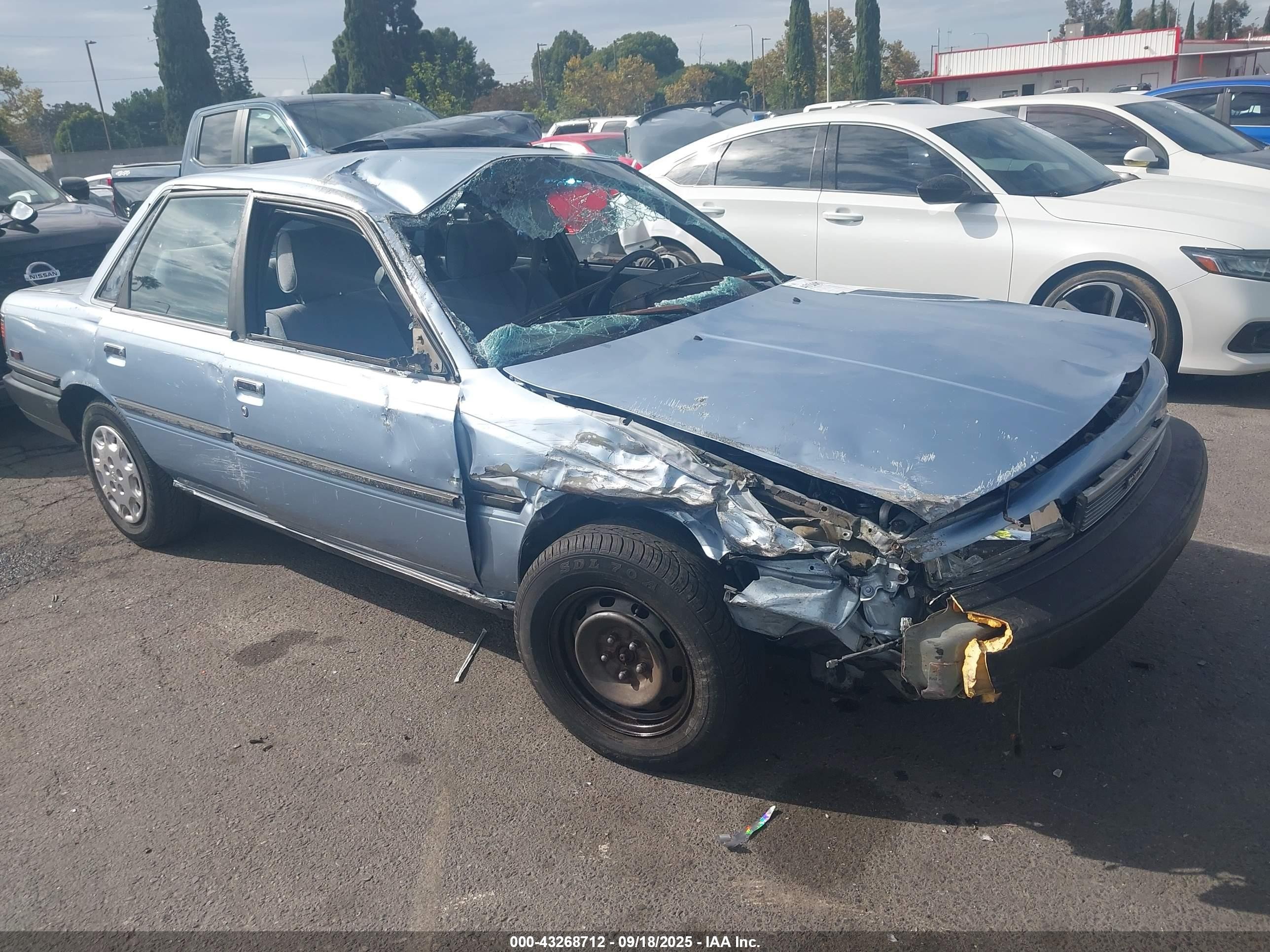 1990 Toyota Camry Dlx Синий vin: 4T1SV21E1LU112685