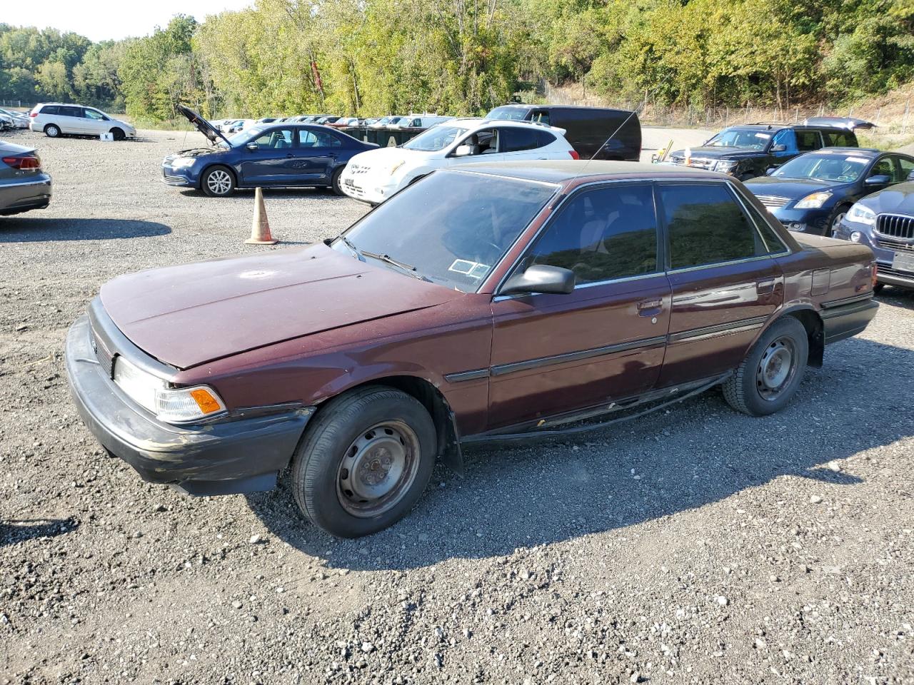 1990 Toyota Camry Dlx Burgundy vin: 4T1SV21E1LU231868
