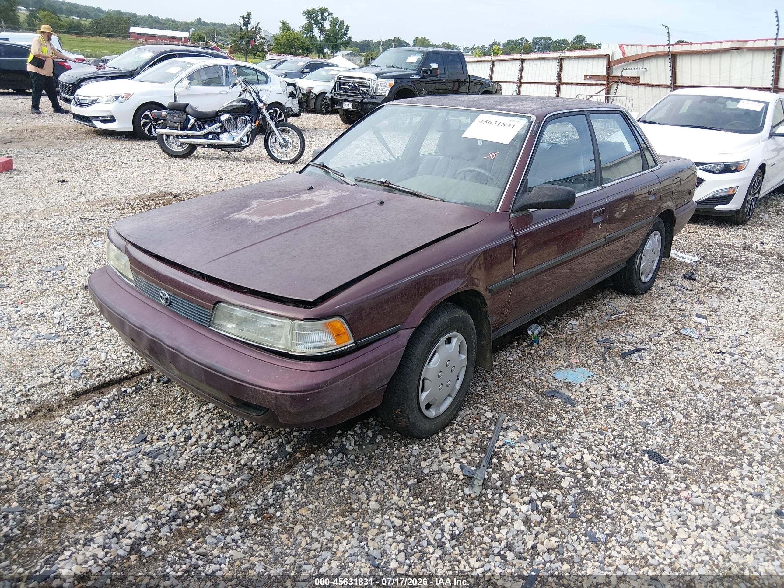 1991 Toyota Camry Dlx Burgundy vin: 4T1SV21E2MU442174