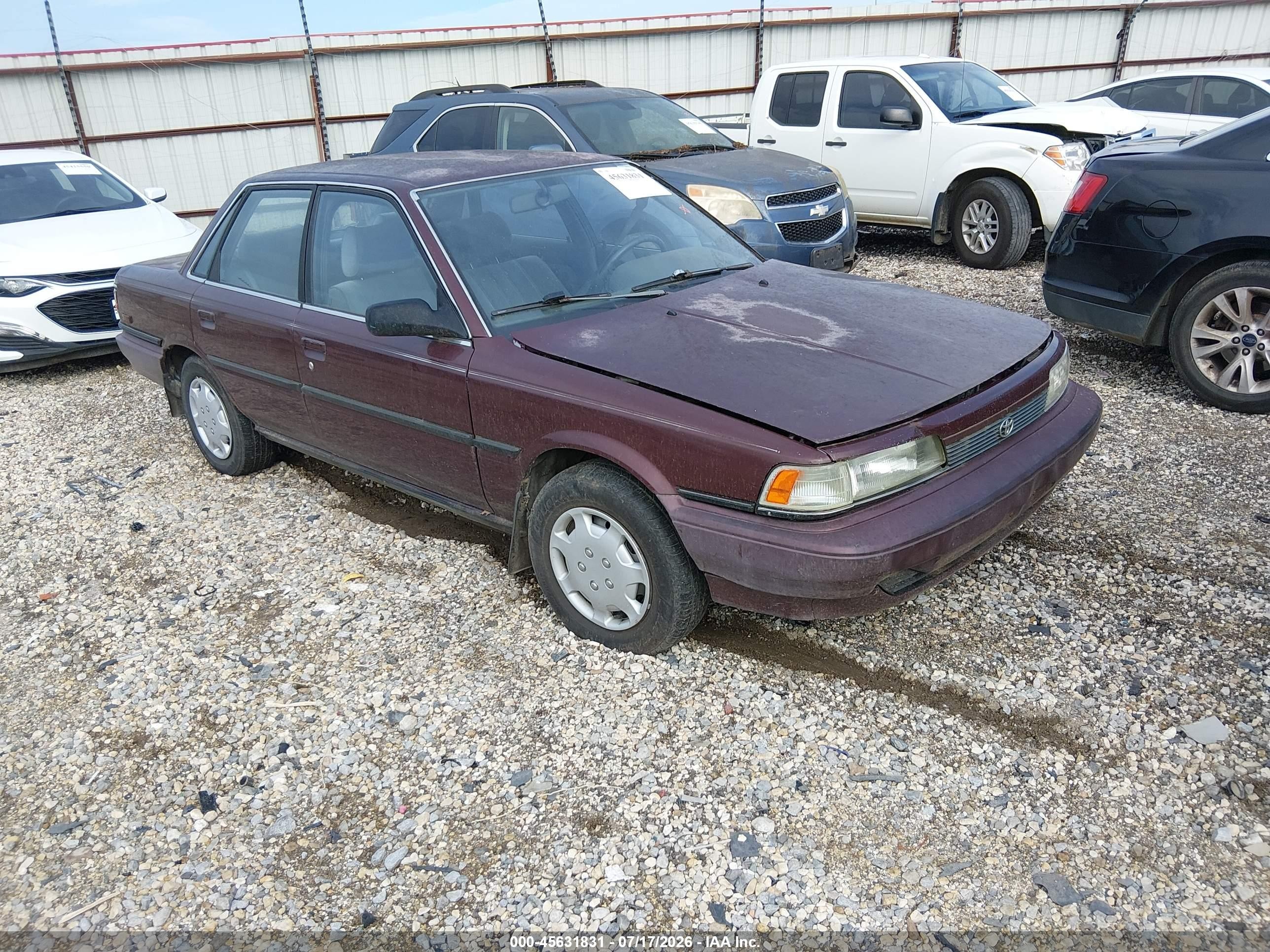 1991 Toyota Camry Dlx Burgundy vin: 4T1SV21E2MU442174