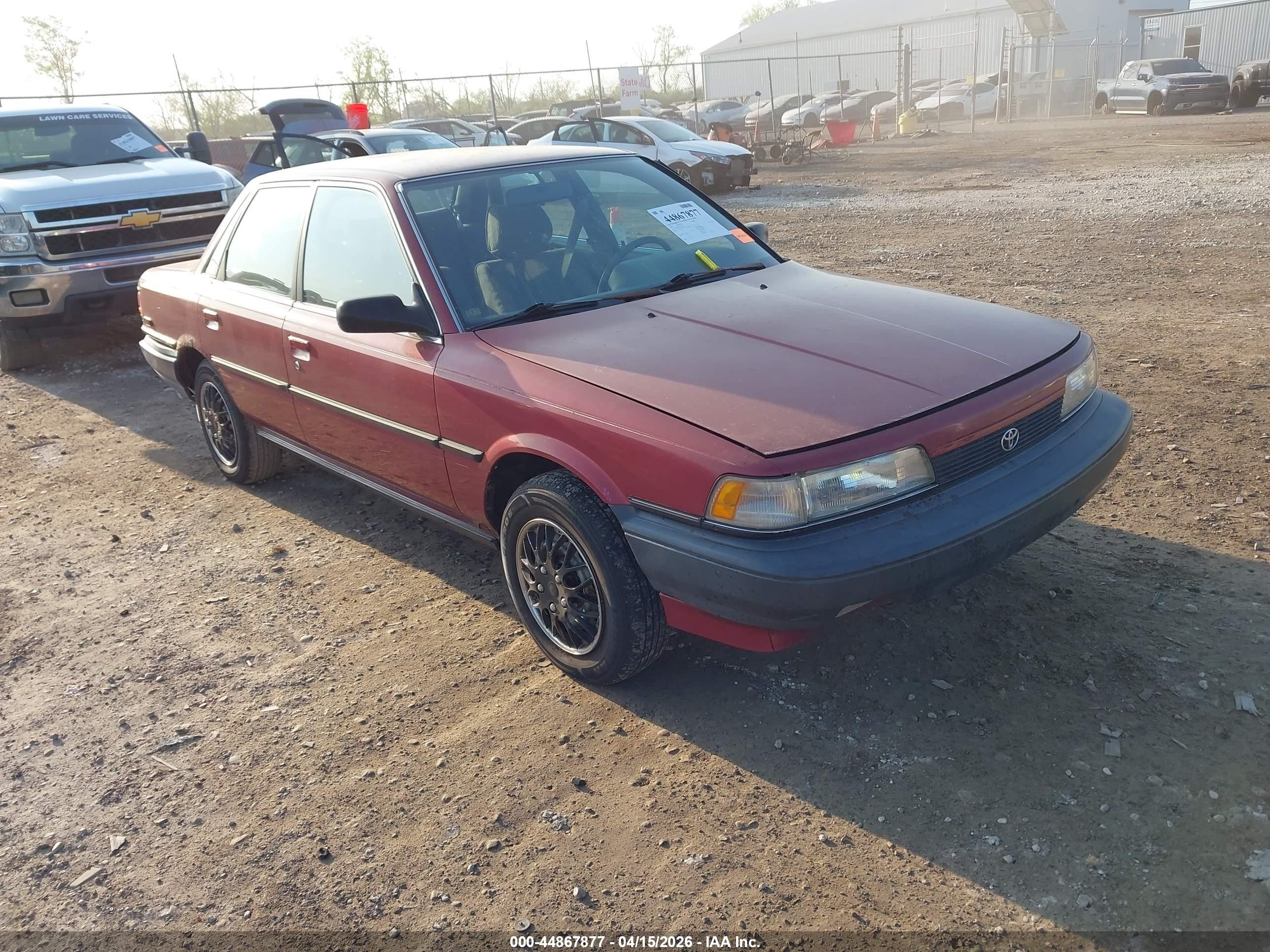 1990 Toyota Camry Dlx Красный vin: 4T1SV21E6LU238122