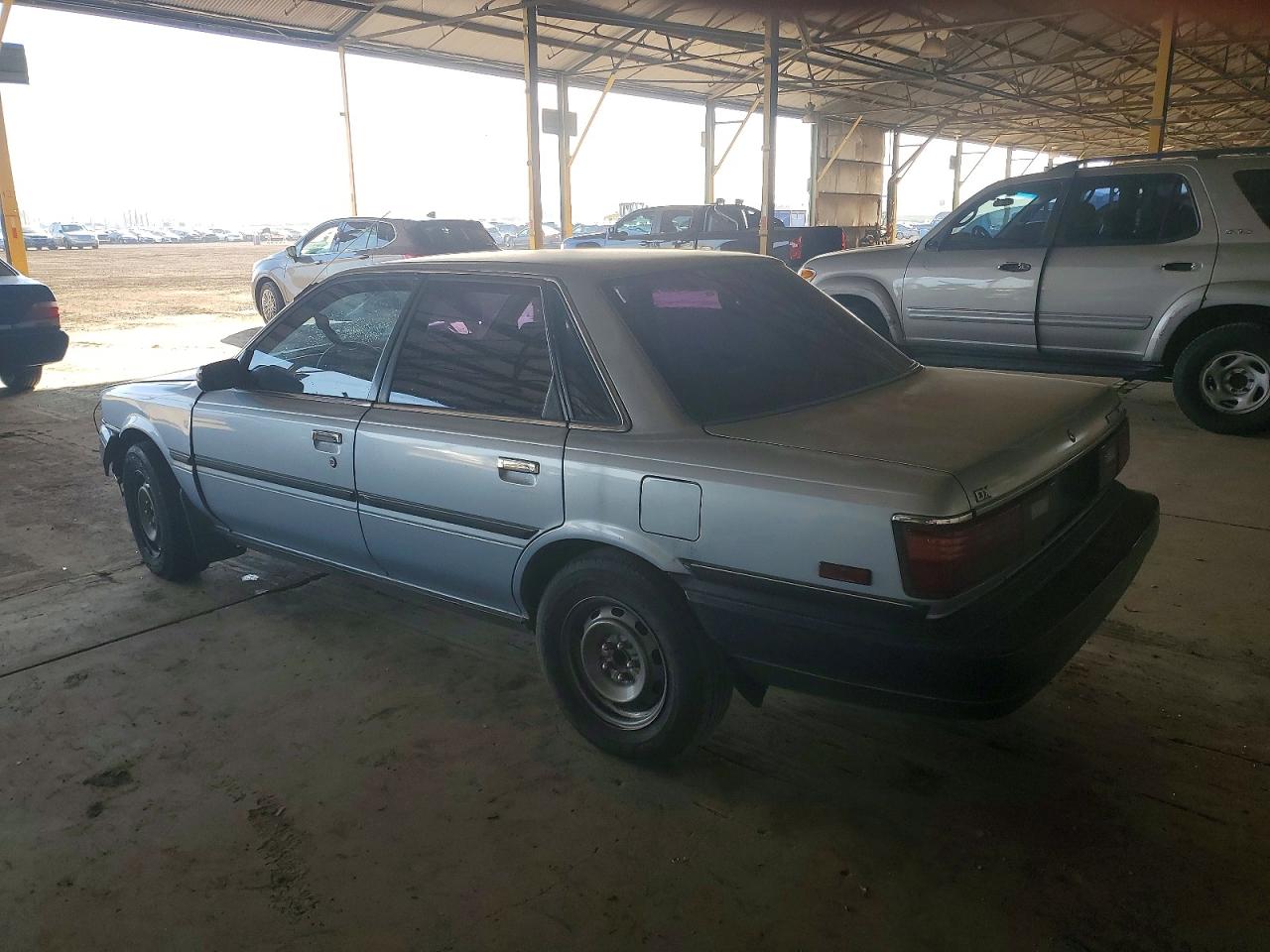 1990 Toyota Camry Deluxe Gray vin: 4T1SV21E8LU172592