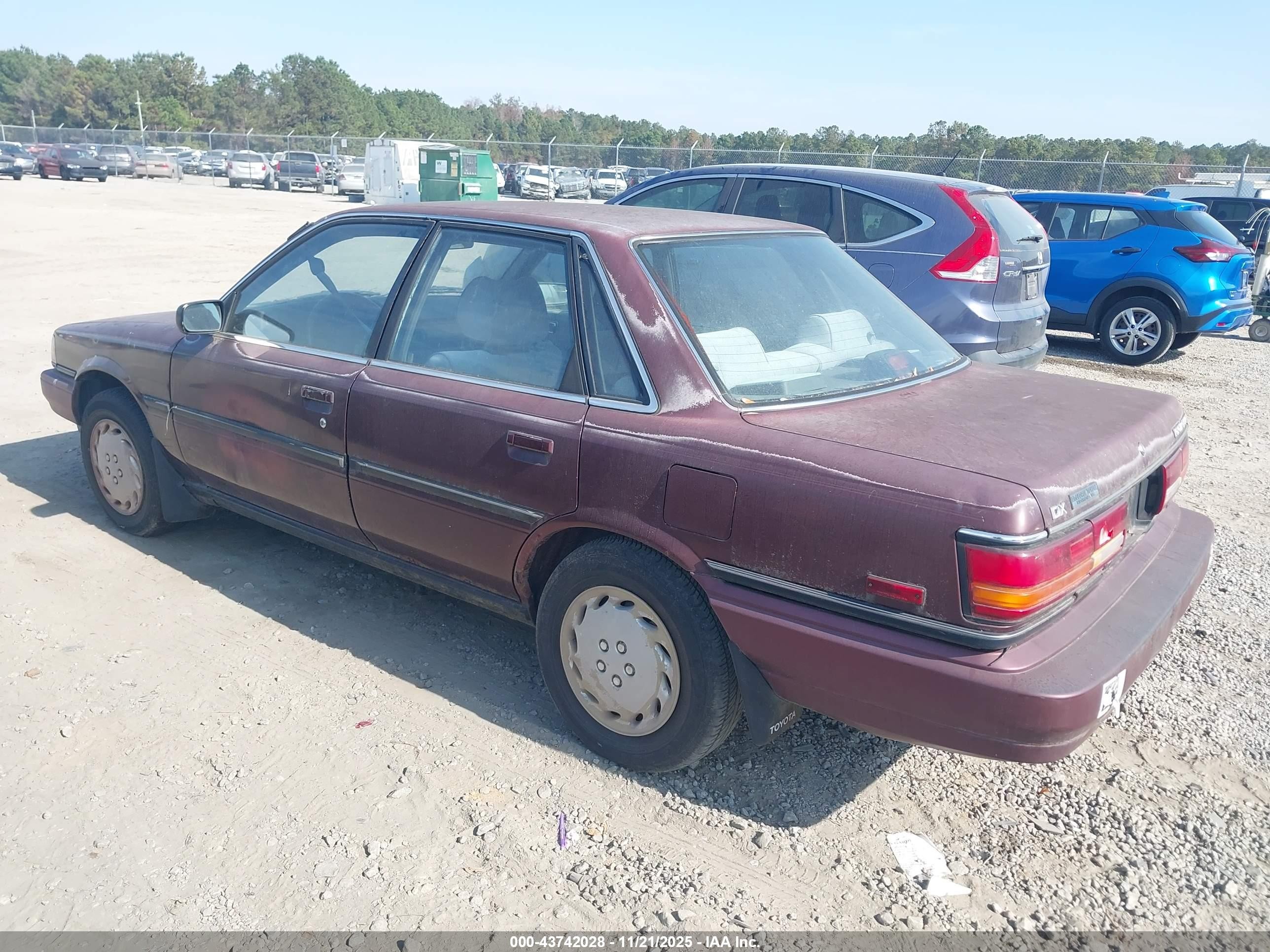 1991 Toyota Camry Dlx Red vin: 4T1SV21E8MU423662
