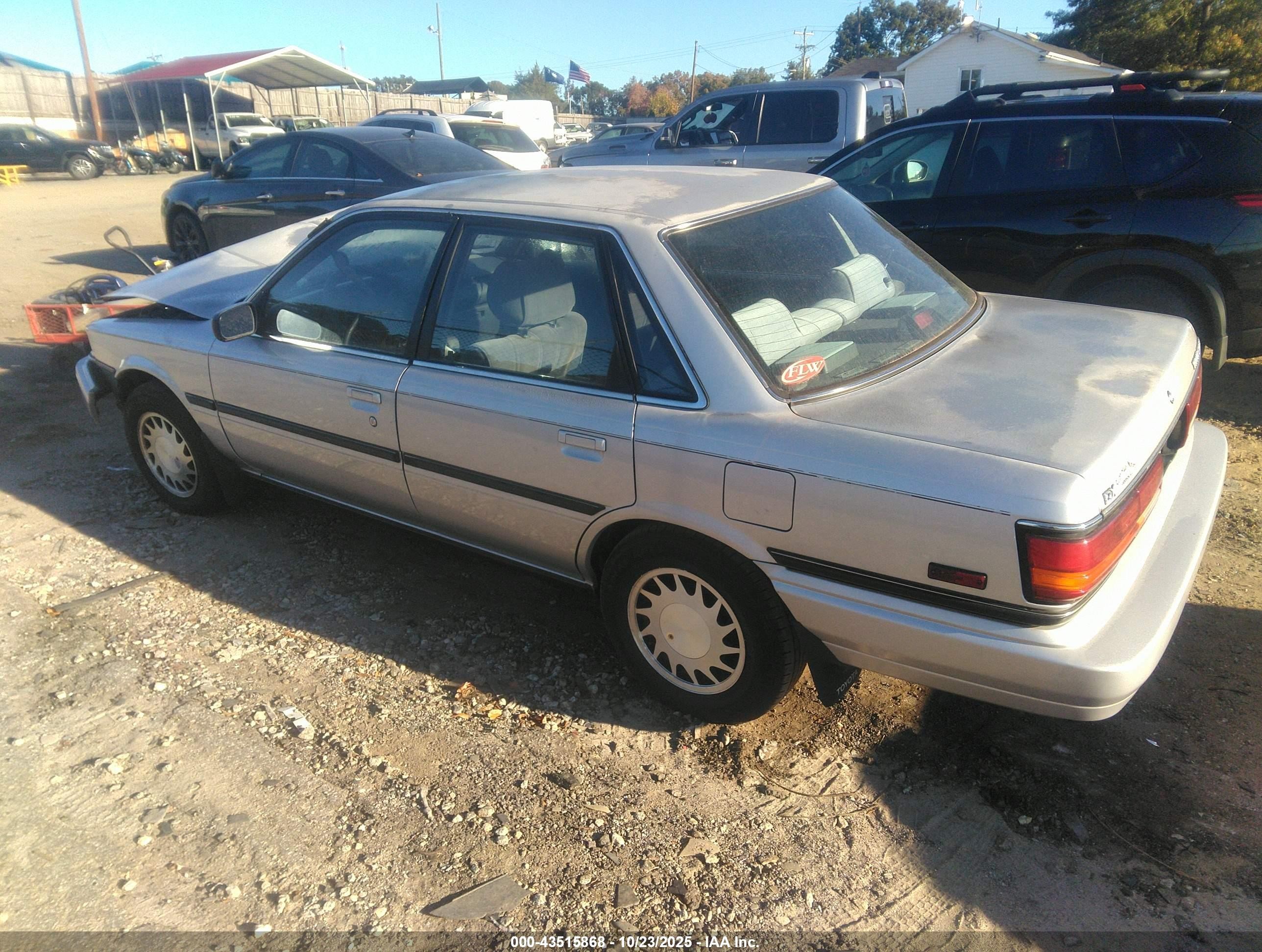 1991 Toyota Camry Dlx Gray vin: 4T1SV21E9MU391532