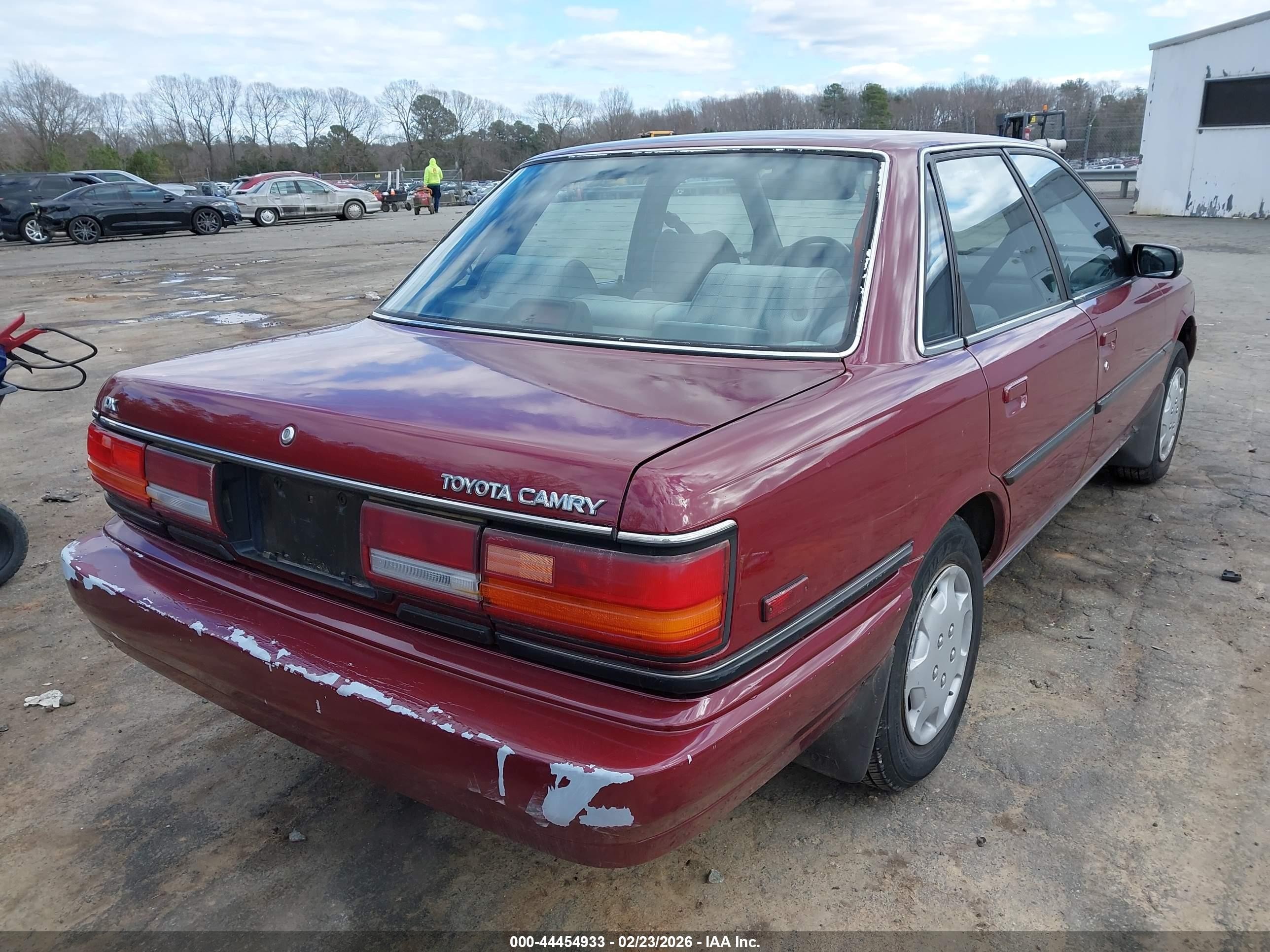 1991 Toyota Camry Dlx Red vin: 4T1SV21E9MU398433