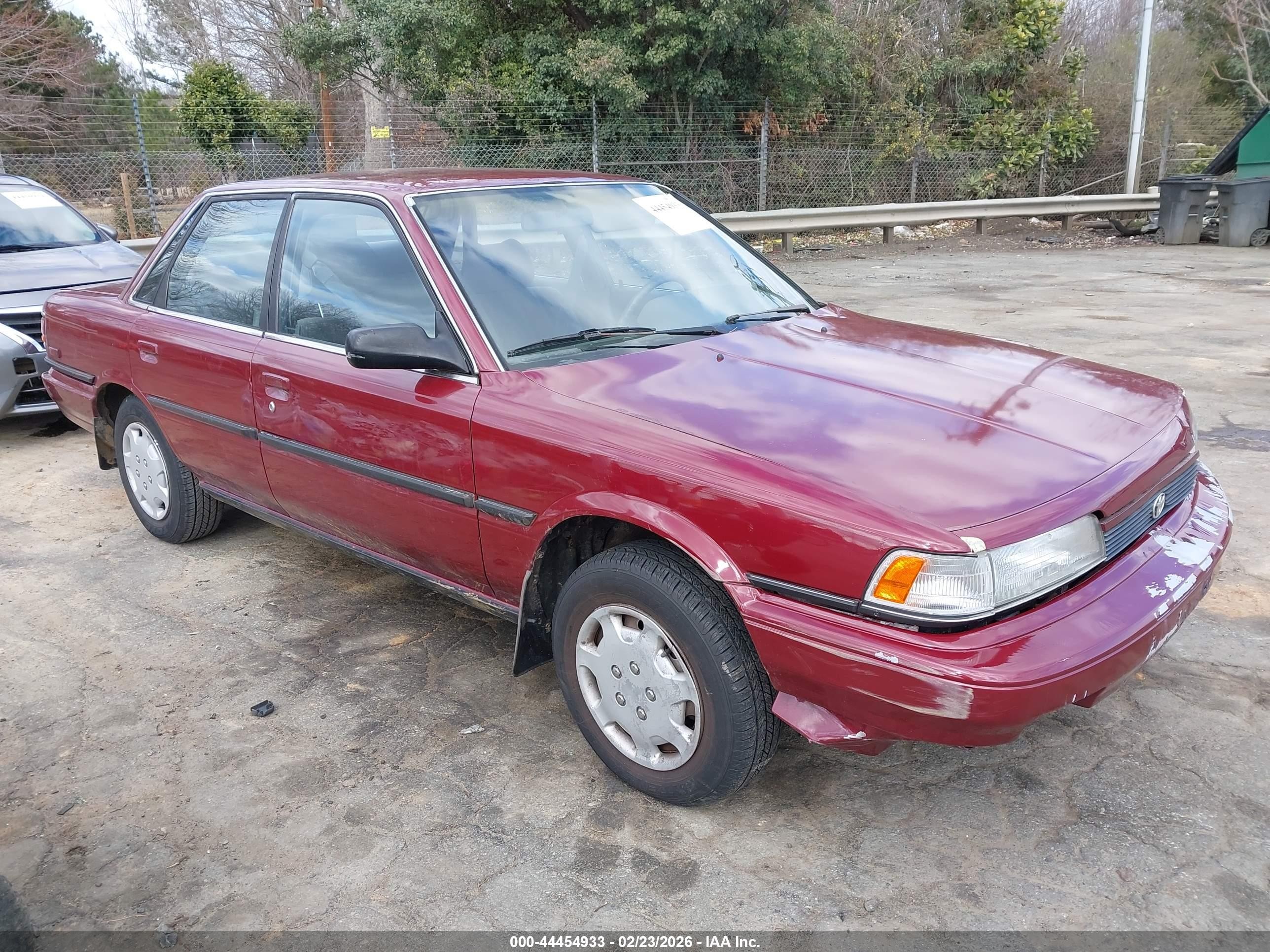 1991 Toyota Camry Dlx Red vin: 4T1SV21E9MU398433