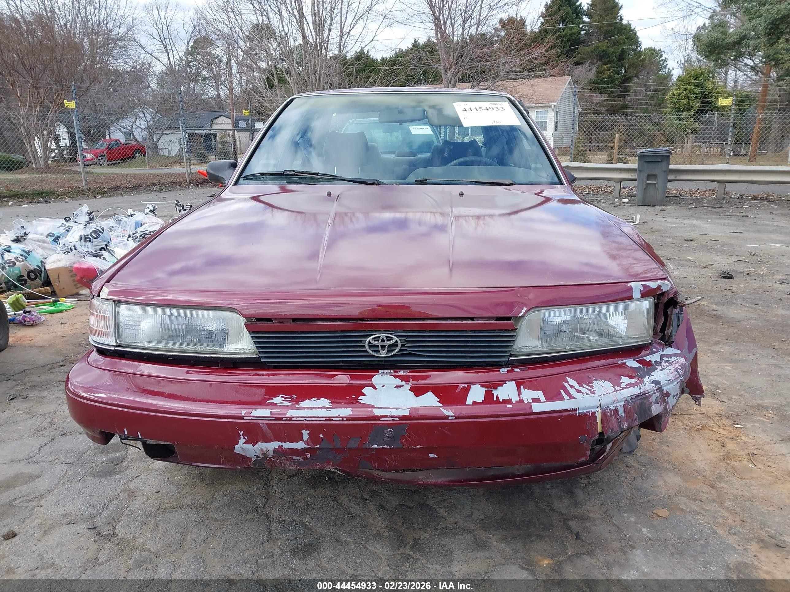 1991 Toyota Camry Dlx Red vin: 4T1SV21E9MU398433