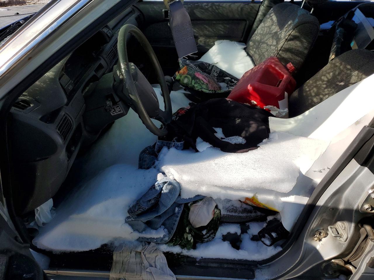 1990 Toyota Camry Dlx Silver vin: 4T1SV21EXLU270751