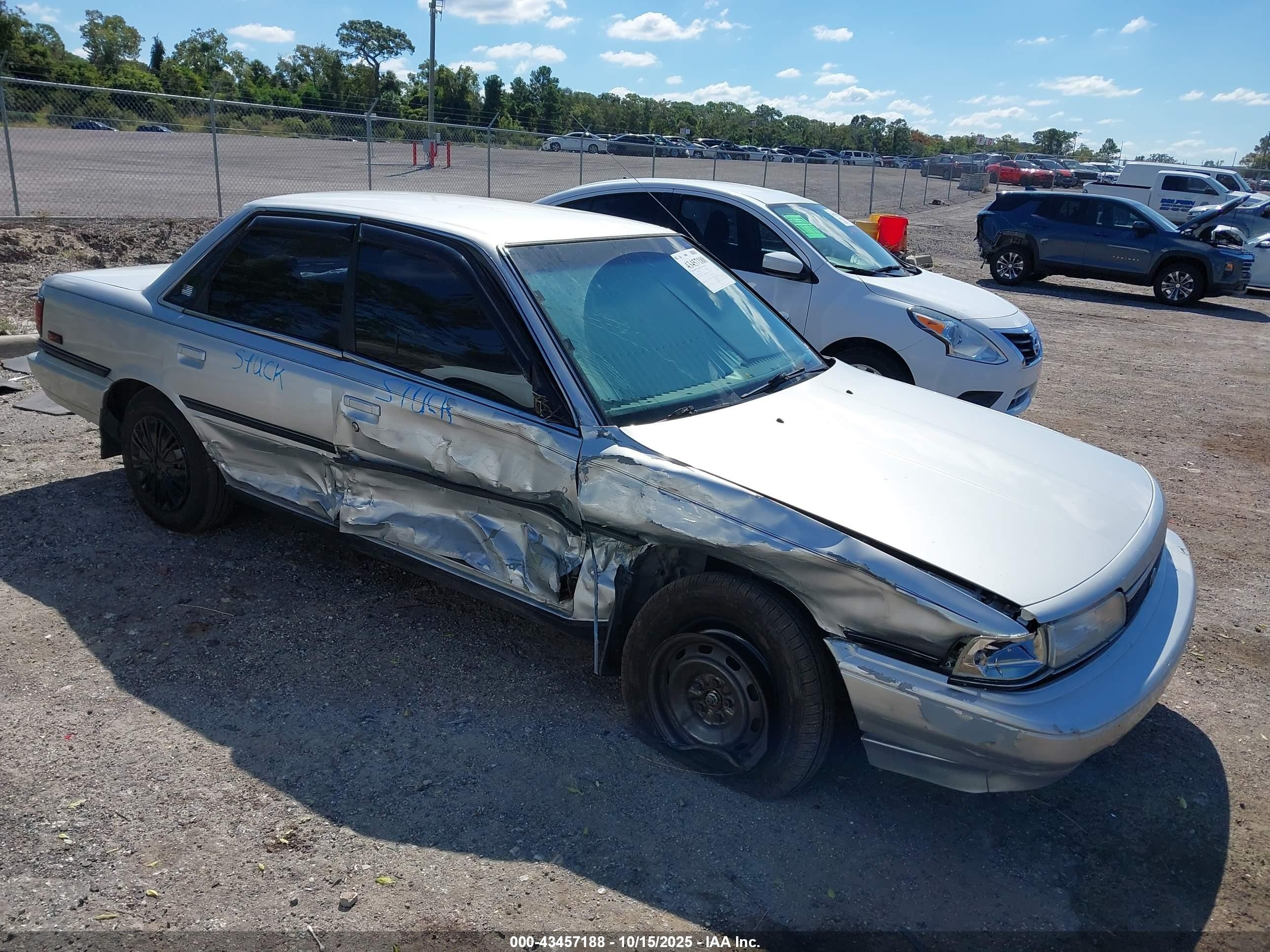 1991 Toyota Camry Dlx Gray vin: 4T1SV21EXMU295425