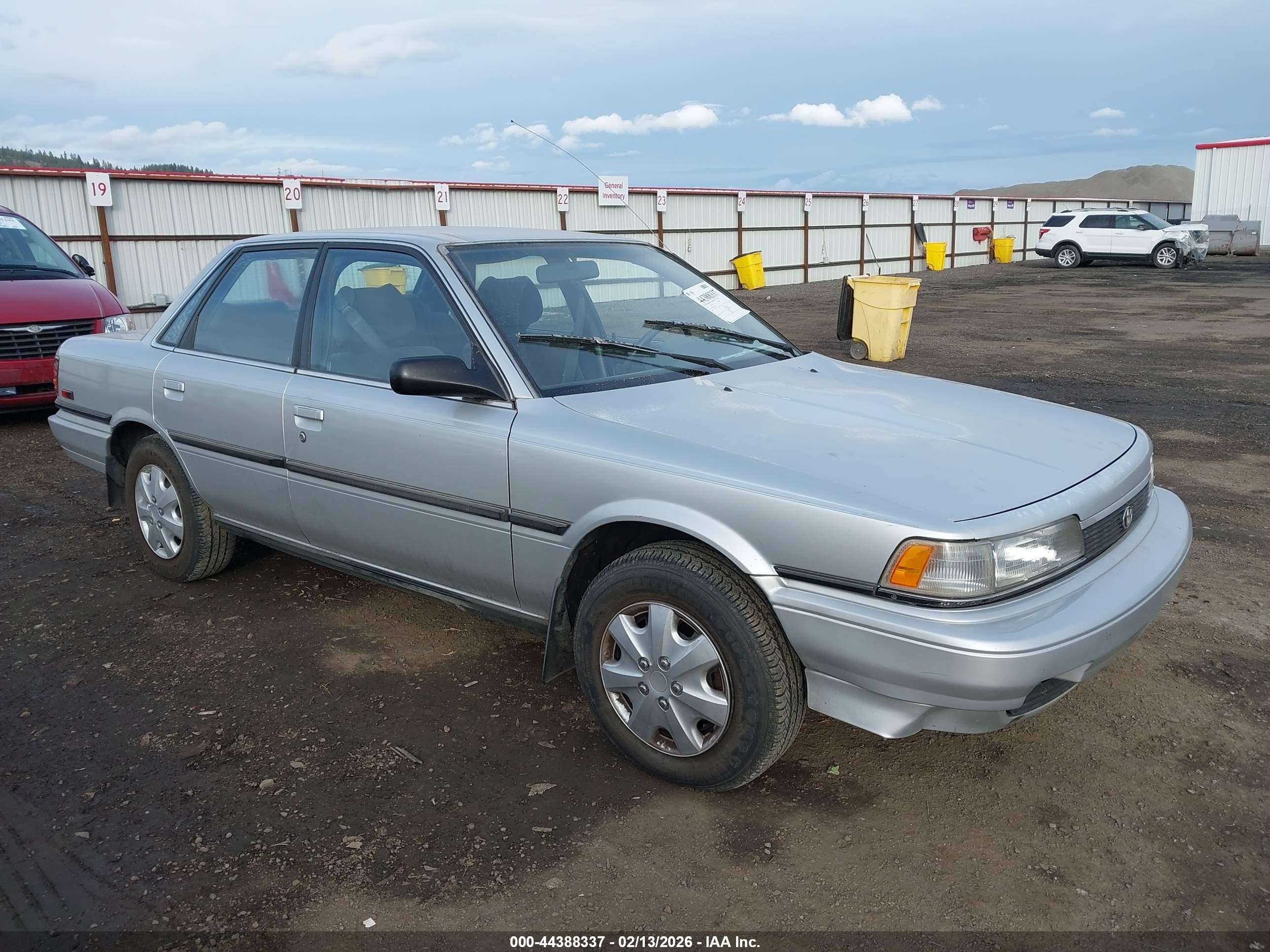 1991 Toyota Camry Dlx Silver vin: 4T1SV21EXMU313762