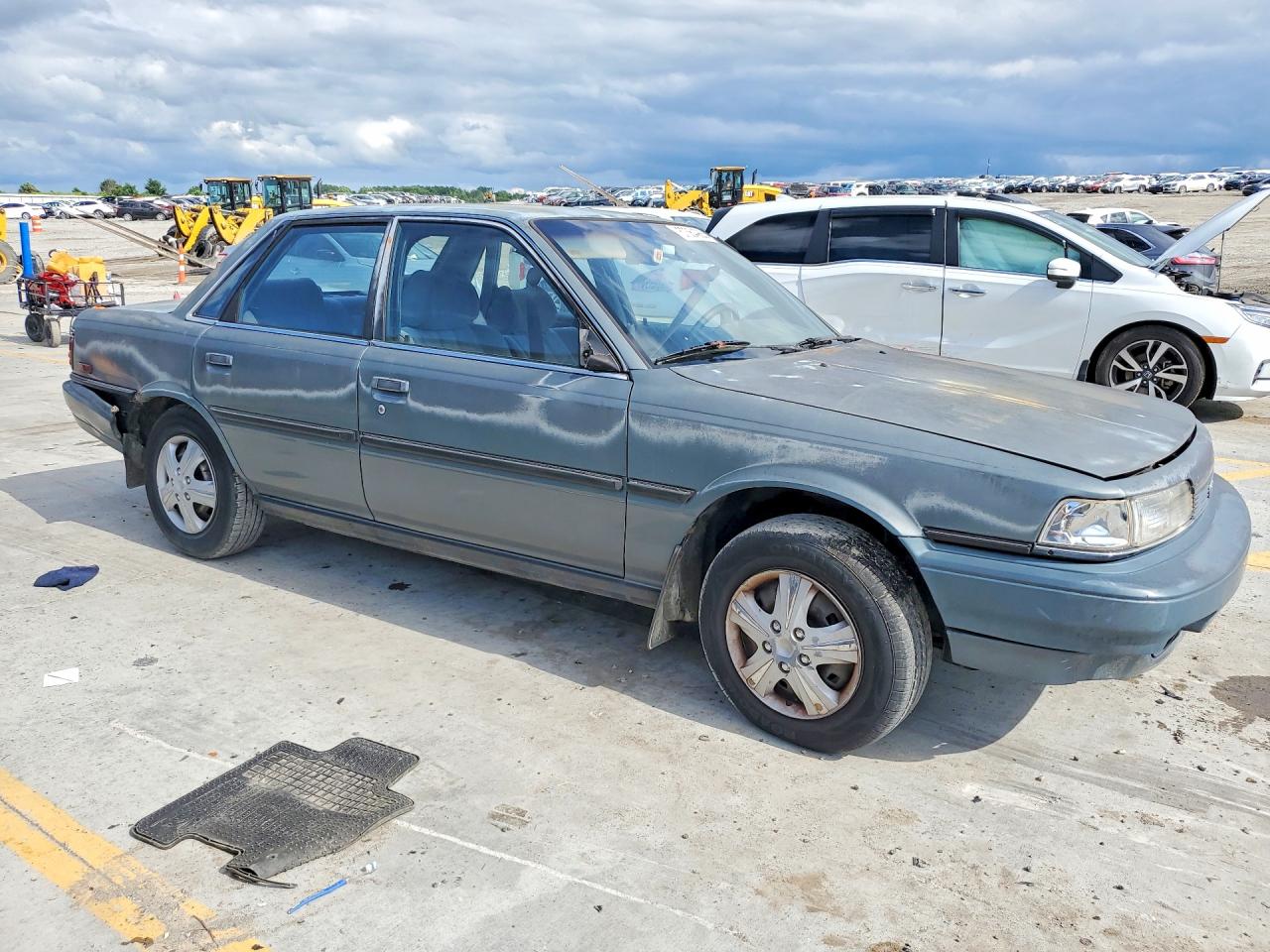 1991 Toyota Camry Dlx Серый vin: 4T1SV21EXMU332733