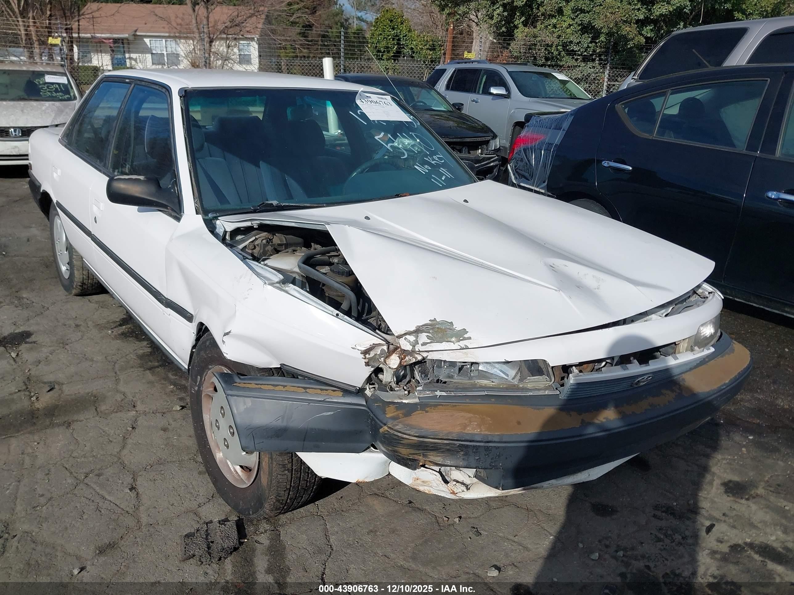 1991 Toyota Camry Dlx White vin: 4T1SV21EXMU335440