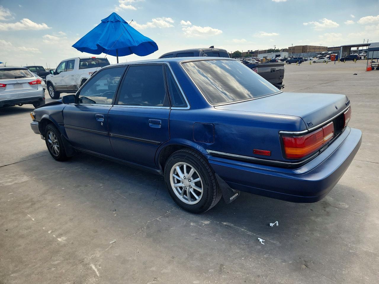 1991 Toyota Camry Dlx Blue vin: 4T1SV21EXMU354019