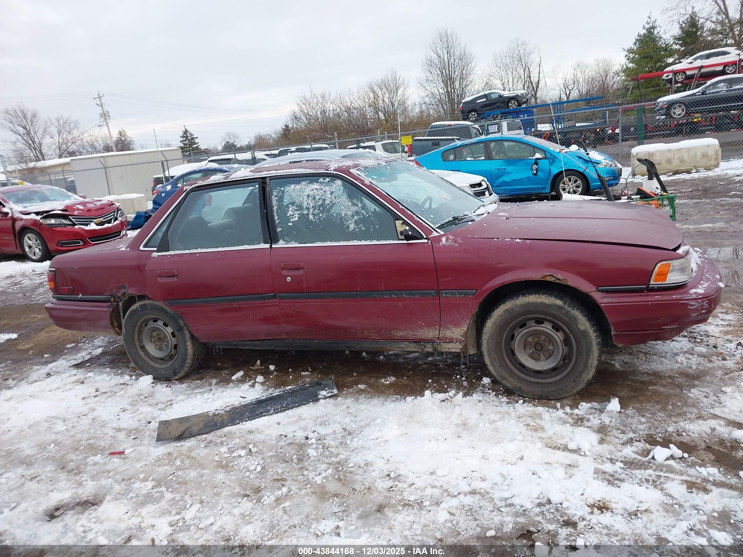 1991 Toyota Camry Dlx Burgundy vin: 4T1SV21EXMU405194