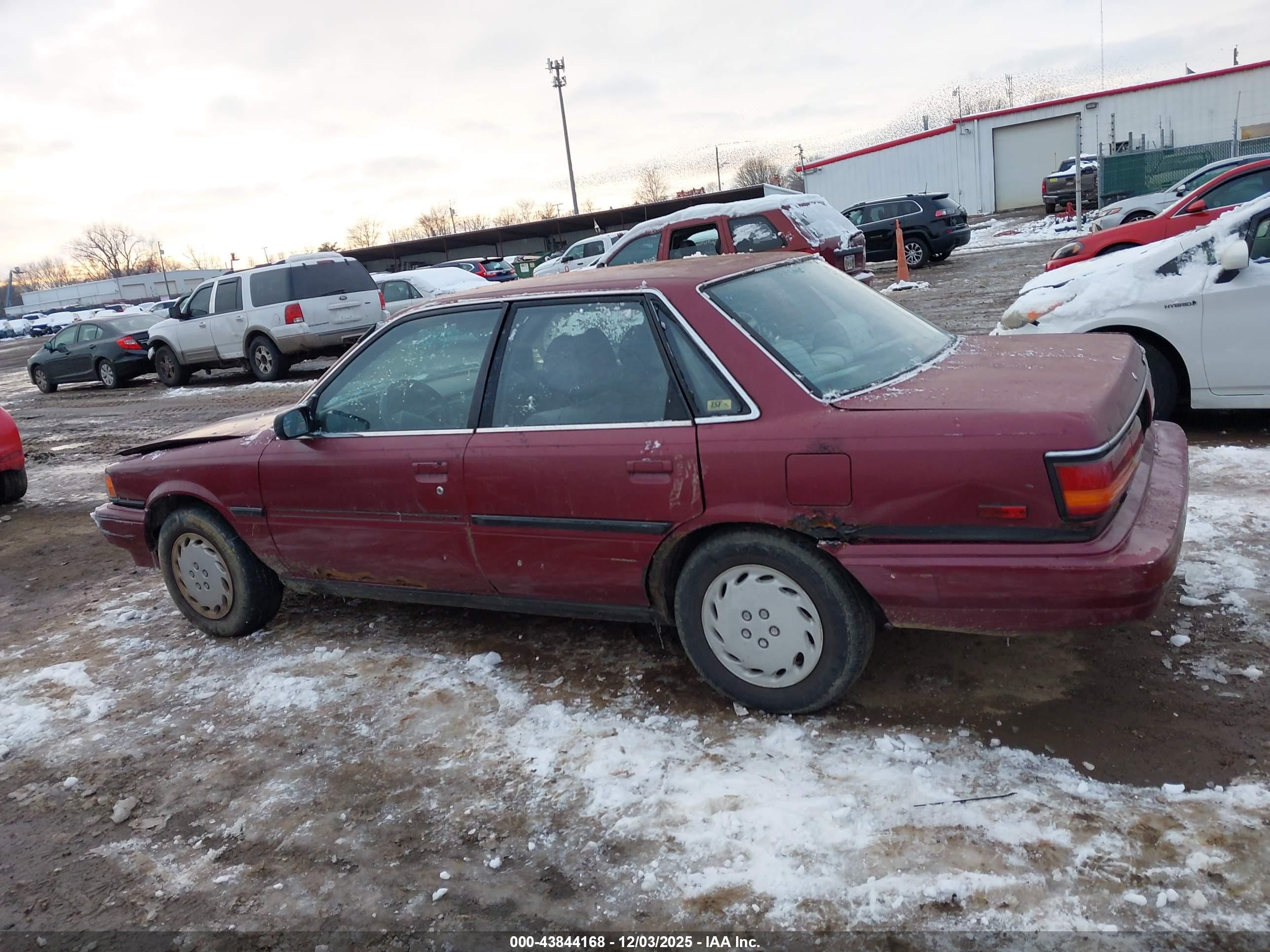 1991 Toyota Camry Dlx Burgundy vin: 4T1SV21EXMU405194