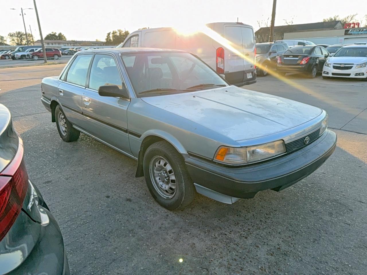 1990 Toyt Camry Blue Blue vin: 4T1SV24E6LU271763